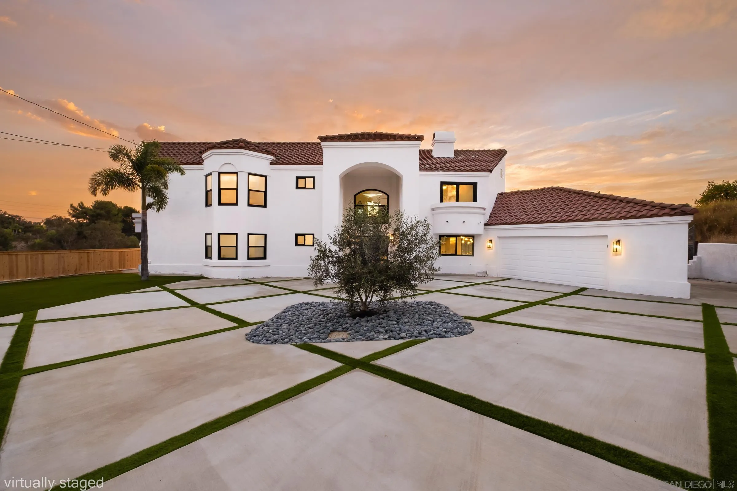 https://cdn.realtyfeed.com/cdn/127/250037439/587588da9b52fefcf3c70d8afcab5b53.webp