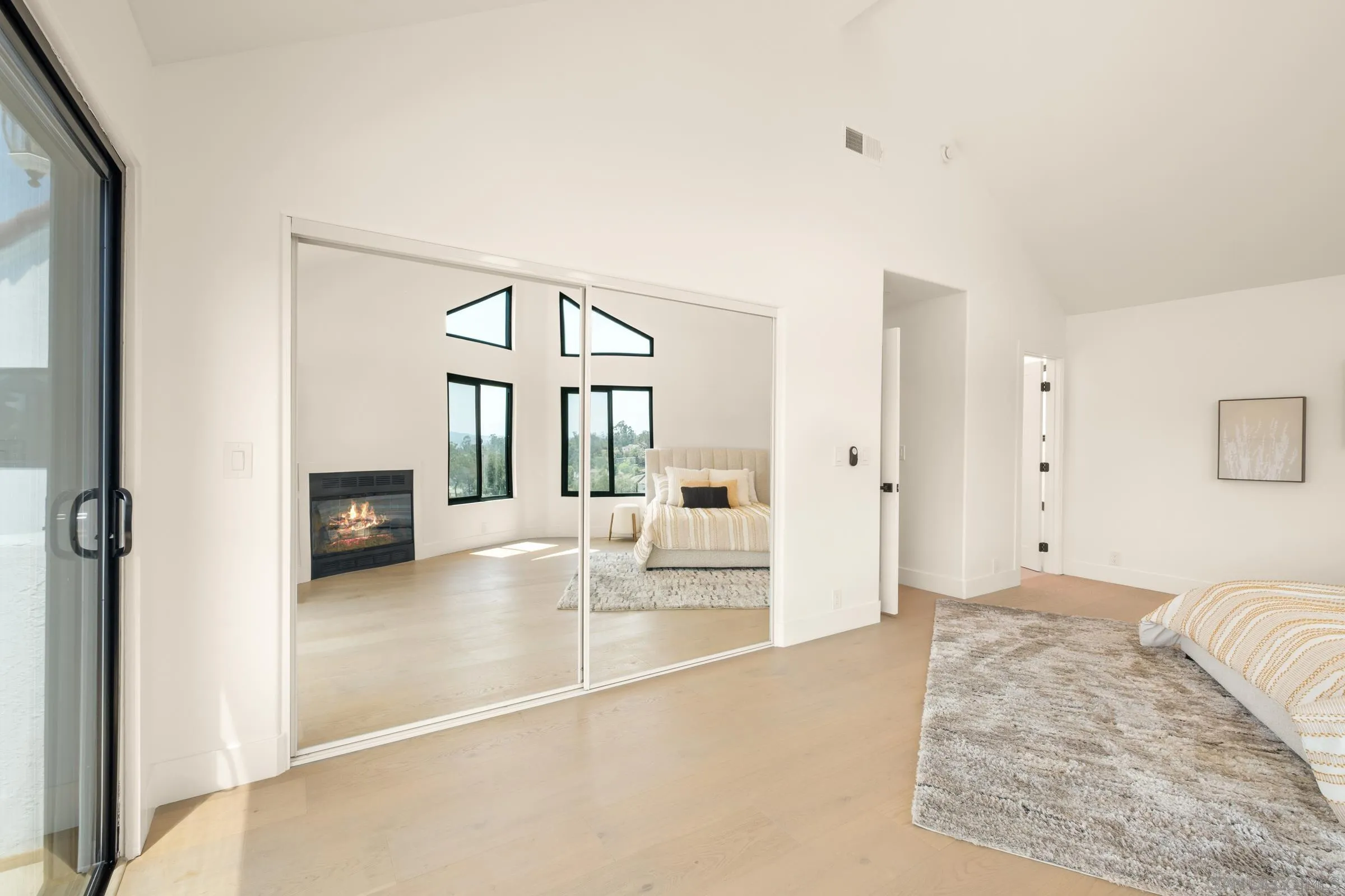 https://cdn.realtyfeed.com/cdn/127/250037439/dc87fc738120dacd540e8c4dc3545942.webp