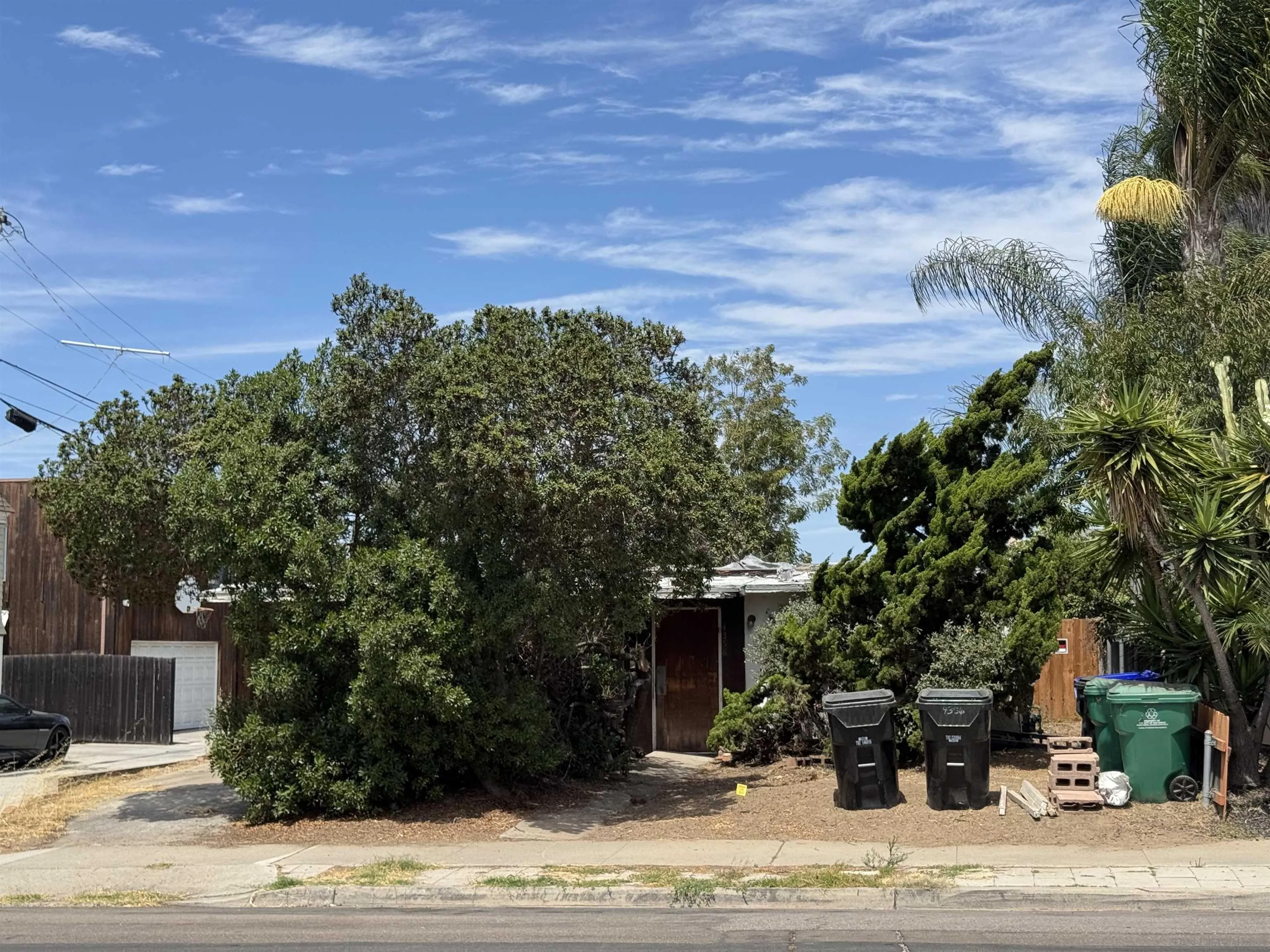 https://cdn.realtyfeed.com/cdn/127/250037440/6b124e6e5f391d6c54a1e35e4e09bcc5.webp