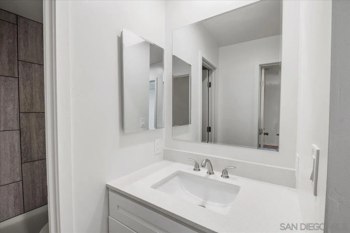 https://cdn.realtyfeed.com/cdn/127/250037444/cad1e3c11b554943bab484e1bc5692ef.webp