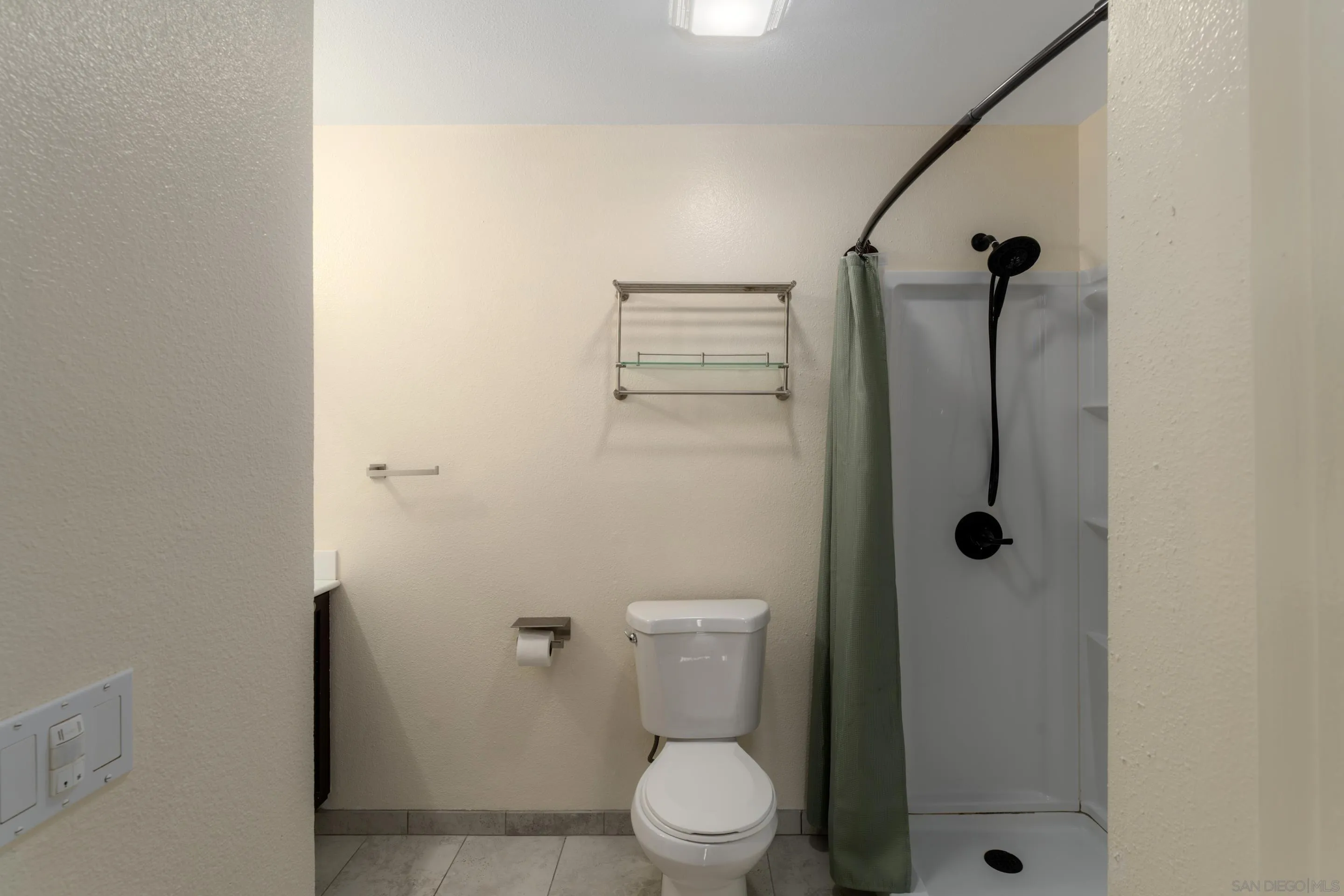 https://cdn.realtyfeed.com/cdn/127/250037445/c207dd56c04756cbd9509b6acbc9b2e4.webp