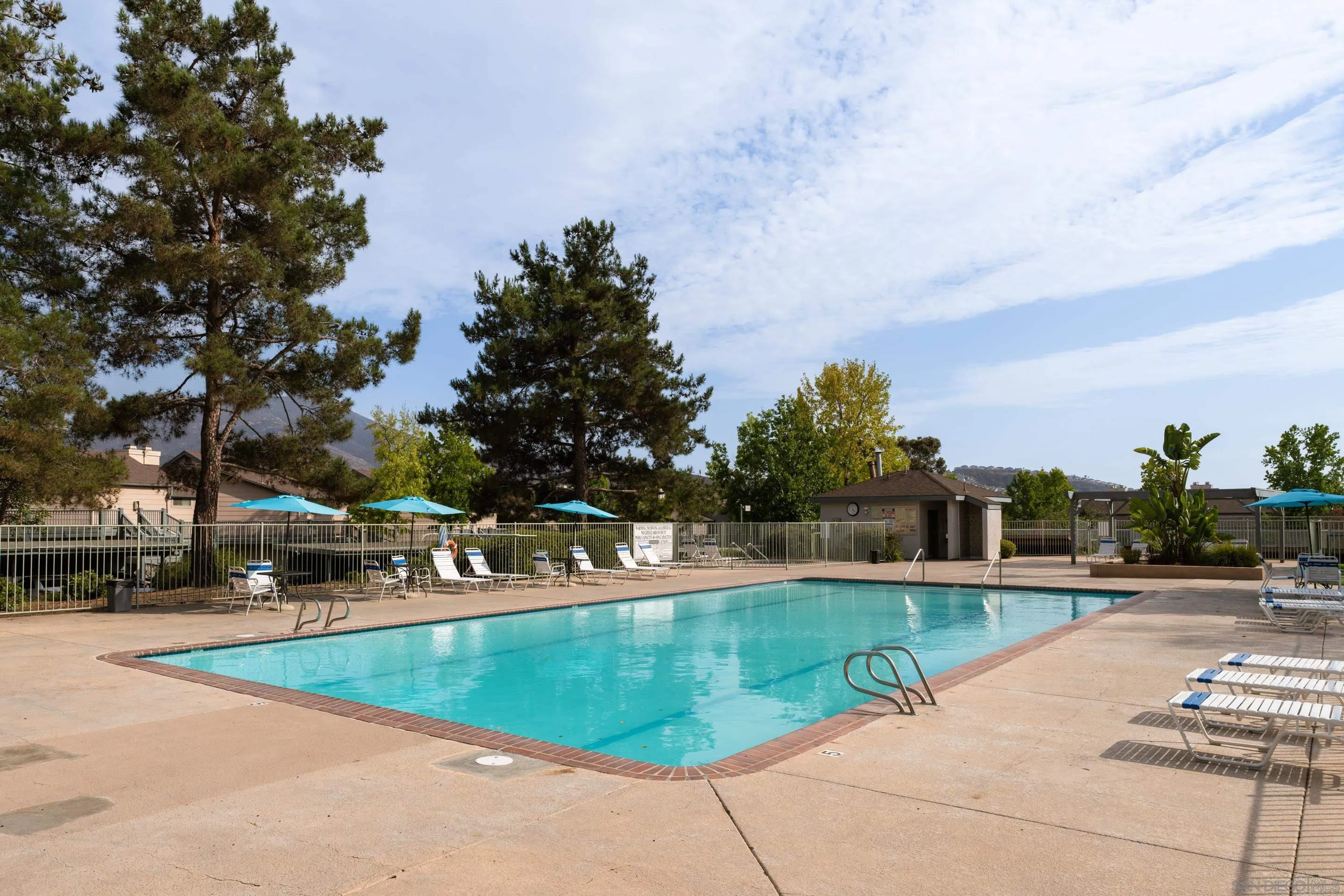 https://cdn.realtyfeed.com/cdn/127/250037445/c2c6b331b73d280360302995165b45e4.webp