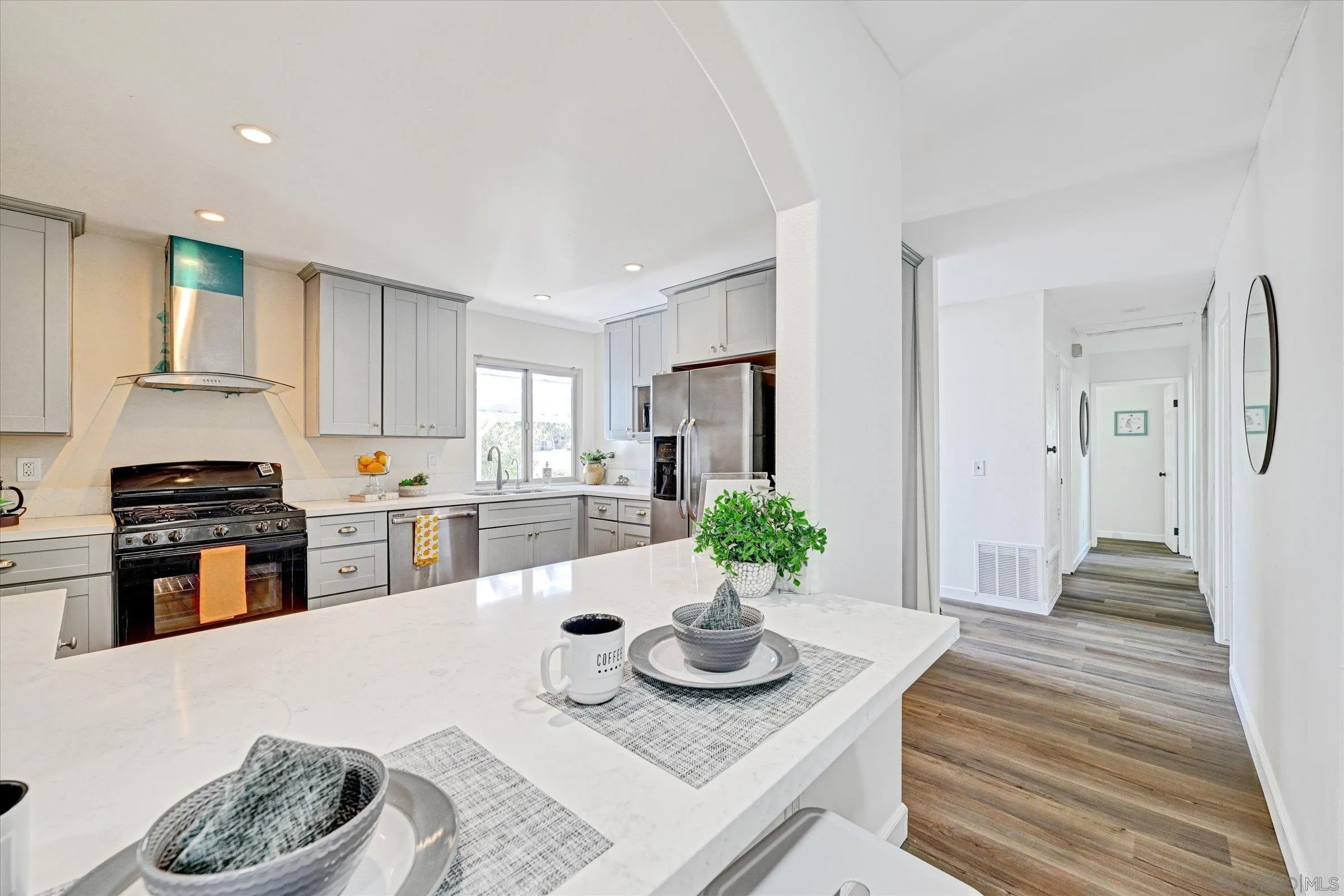 https://cdn.realtyfeed.com/cdn/127/250037450/2d9cac19173fe374ff2dfa1a6feb7f18.webp