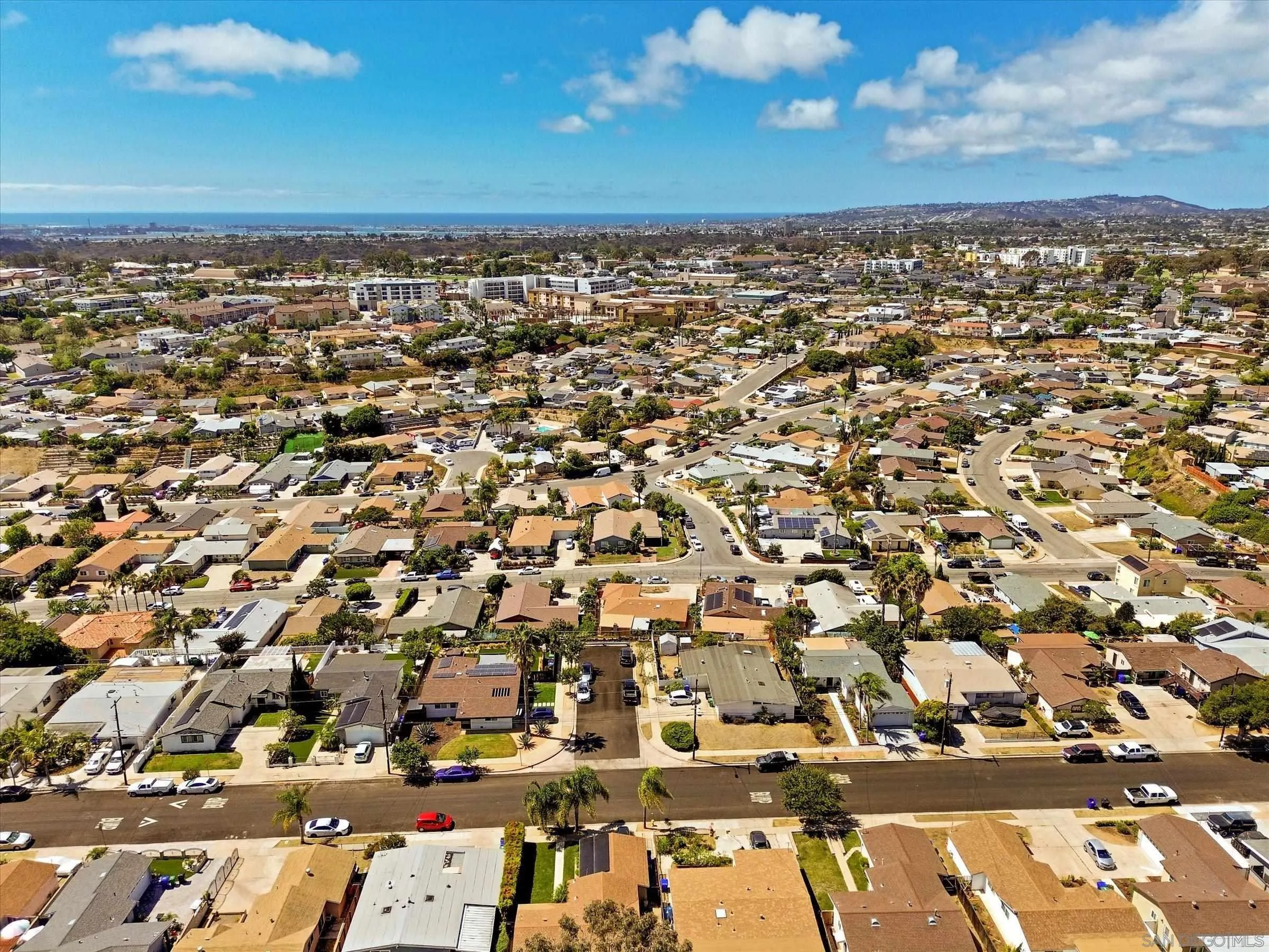 https://cdn.realtyfeed.com/cdn/127/250037450/7984318316dba0119f29d516c5ce25e8.webp