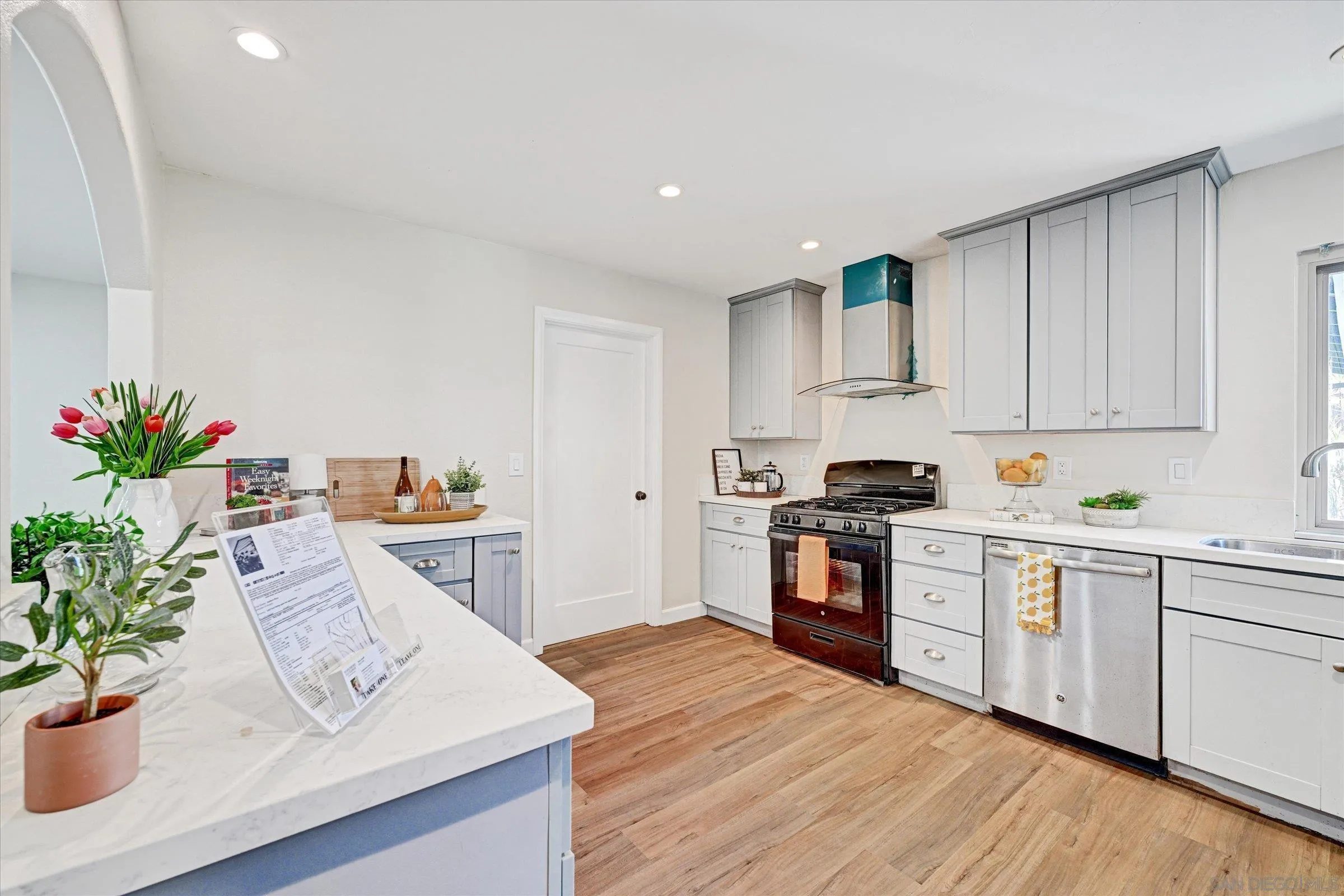 https://cdn.realtyfeed.com/cdn/127/250037450/91c9d9857267d11cfa1e37a8c8ea7704.webp