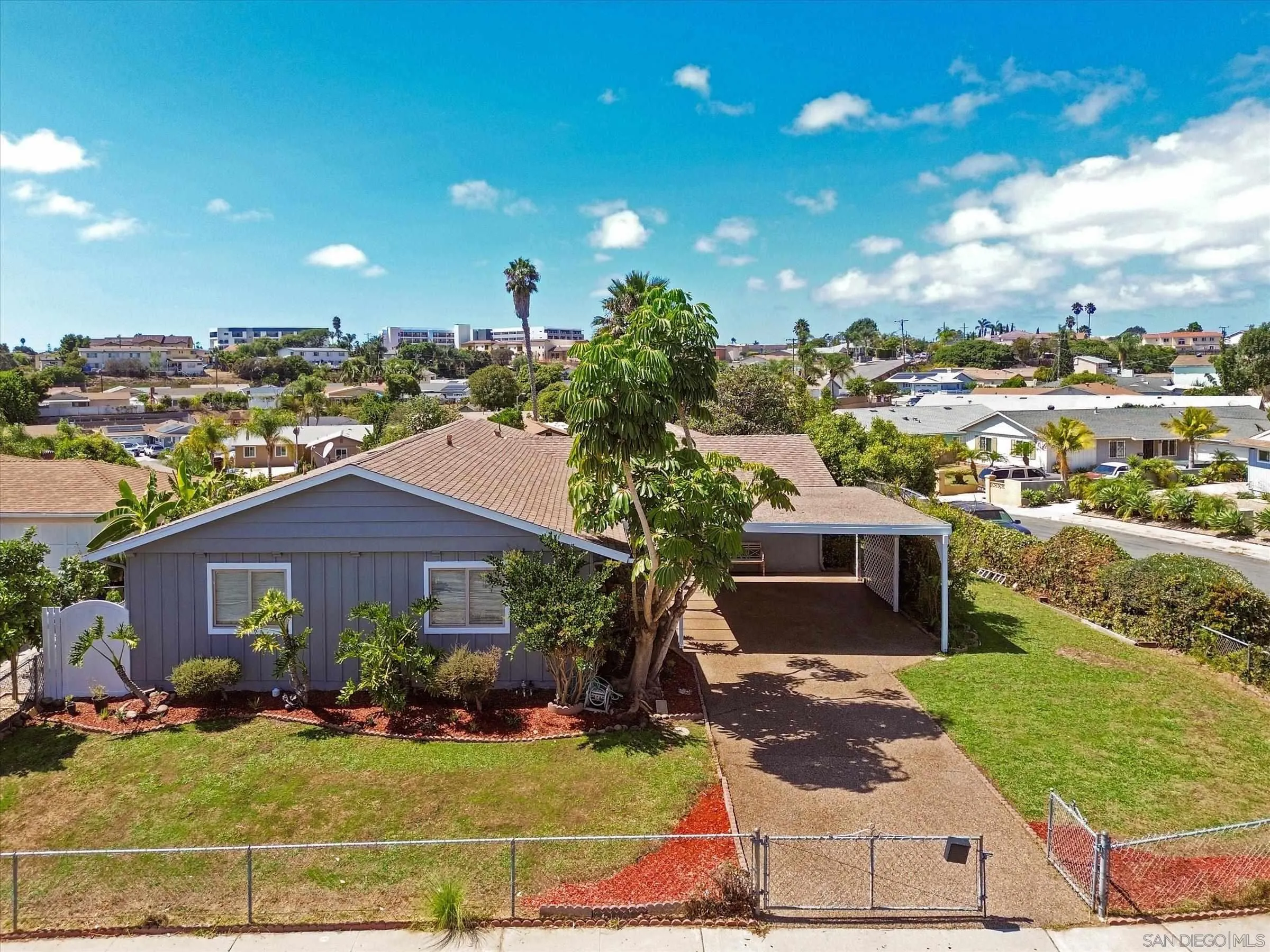 https://cdn.realtyfeed.com/cdn/127/250037450/ada608df0b744841c2bad43d32d73d1c.webp