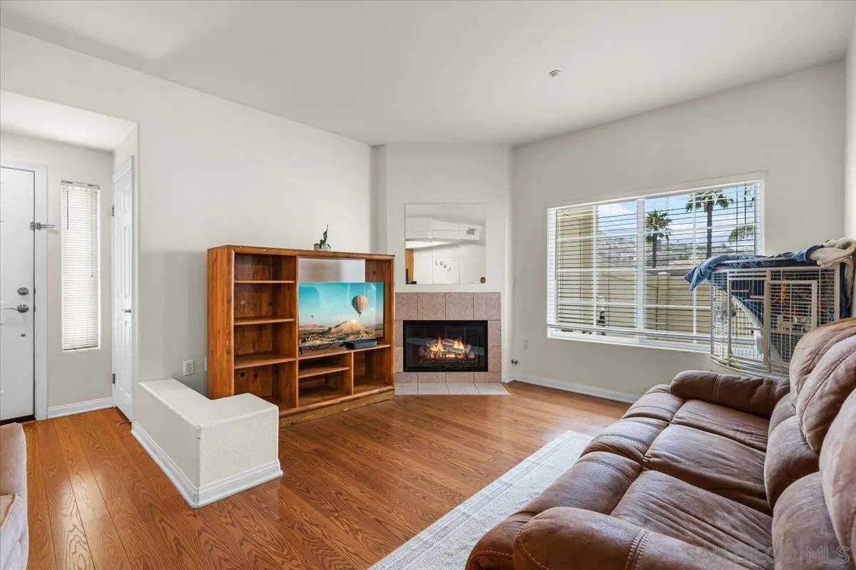 https://cdn.realtyfeed.com/cdn/127/250037451/097313a2d0c392509e0a3adda603f41e.webp