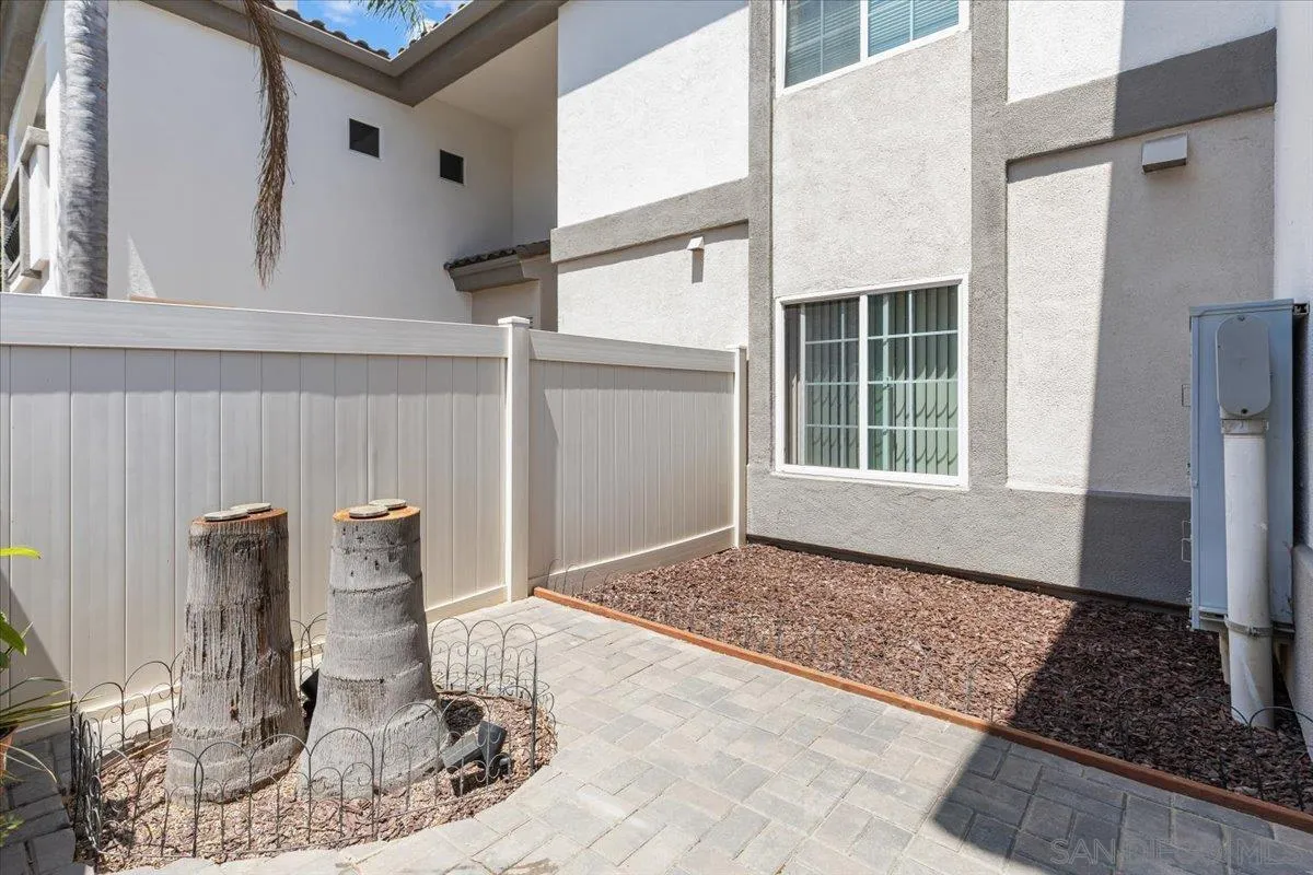 https://cdn.realtyfeed.com/cdn/127/250037451/6171a4365e092bf6141d1edaf2dd594b.webp