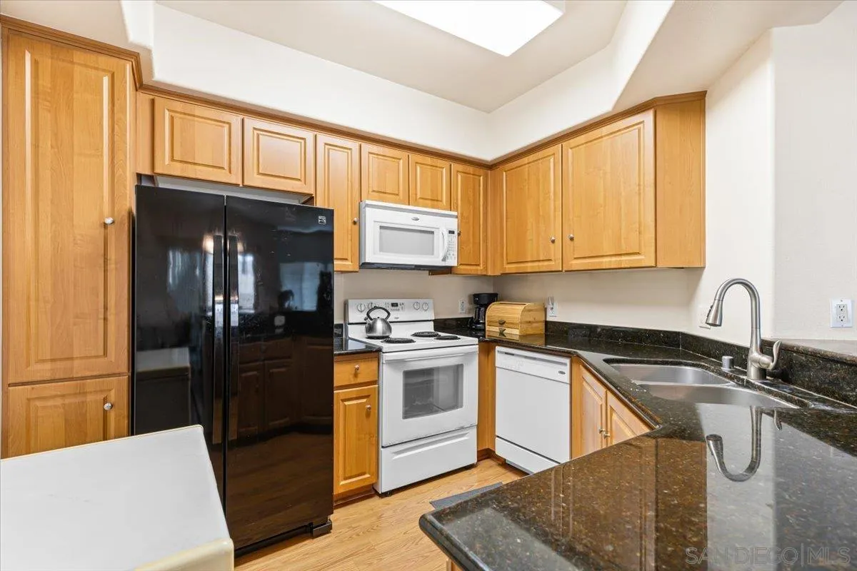 https://cdn.realtyfeed.com/cdn/127/250037451/c291aecec688a3aae8e97ecb56dbbd09.webp