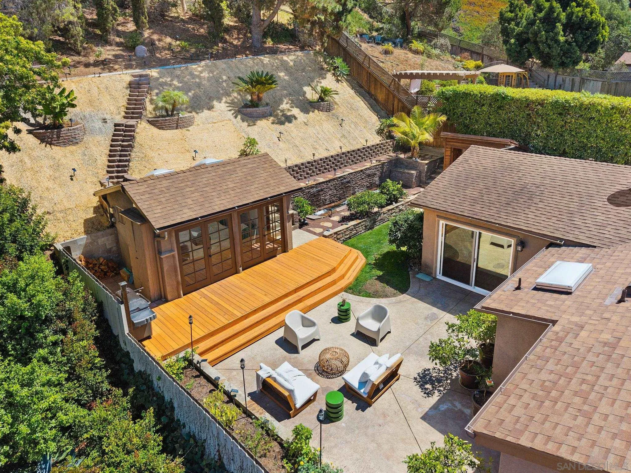 https://cdn.realtyfeed.com/cdn/127/250037452/150733189066512684ca54b55cbeb38f.webp