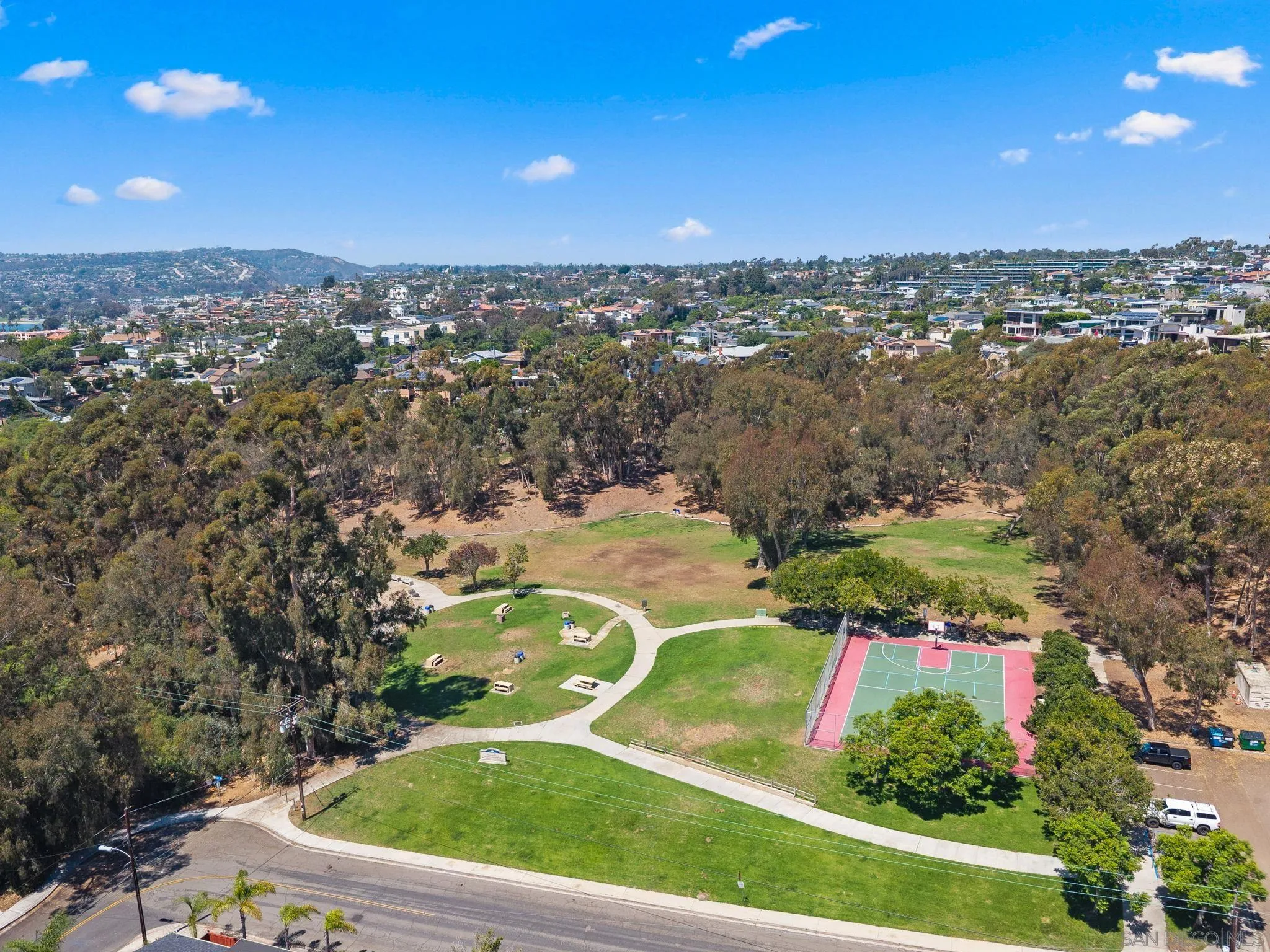 https://cdn.realtyfeed.com/cdn/127/250037452/89b5a9753da08e62d7e75a2dcbdec137.webp