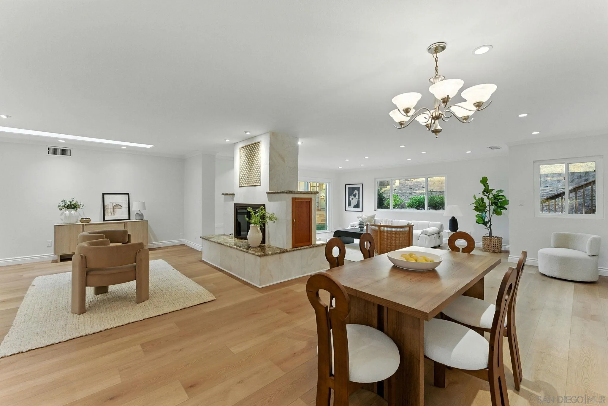 https://cdn.realtyfeed.com/cdn/127/250037452/b2ea933738b5c2cbdbf742ffad17a1b4.webp