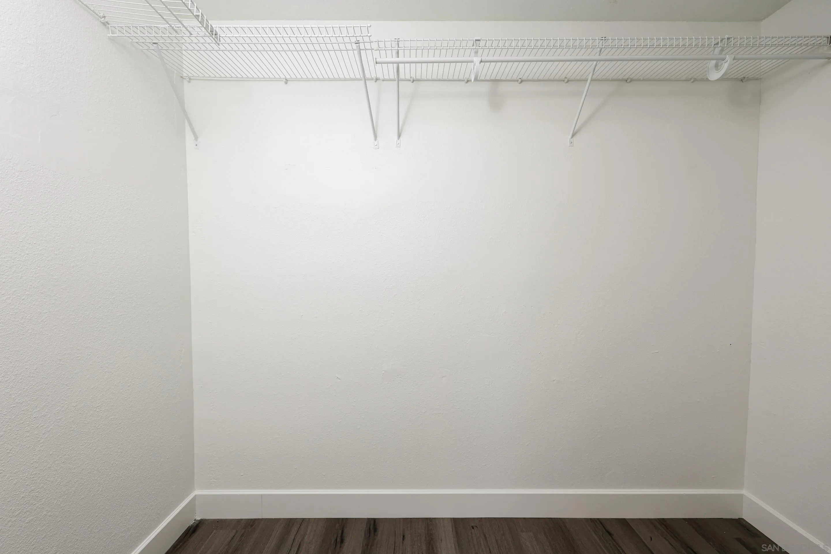 https://cdn.realtyfeed.com/cdn/127/250037453/5dd73b86713dc3369d52723e770a6971.webp