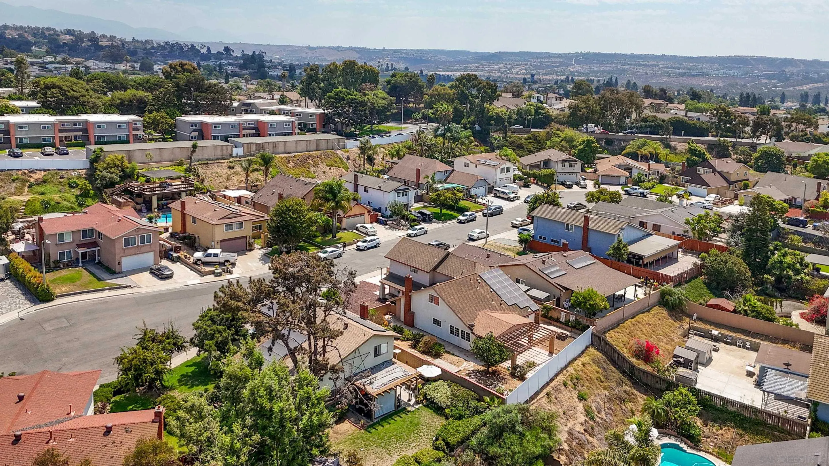 https://cdn.realtyfeed.com/cdn/127/250037453/80258b5c0adf15dd045c35c255376d52.webp