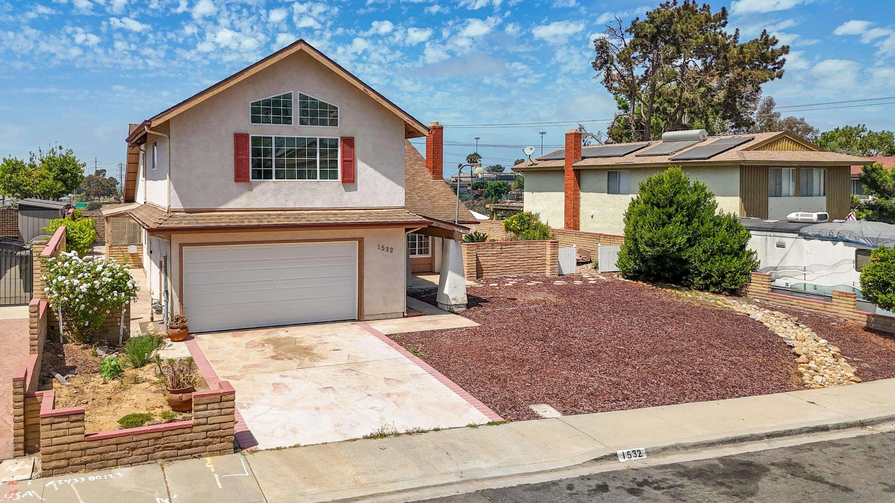 https://cdn.realtyfeed.com/cdn/127/250037453/f101ff6e5db5e3b811660b91fbb3c951.webp