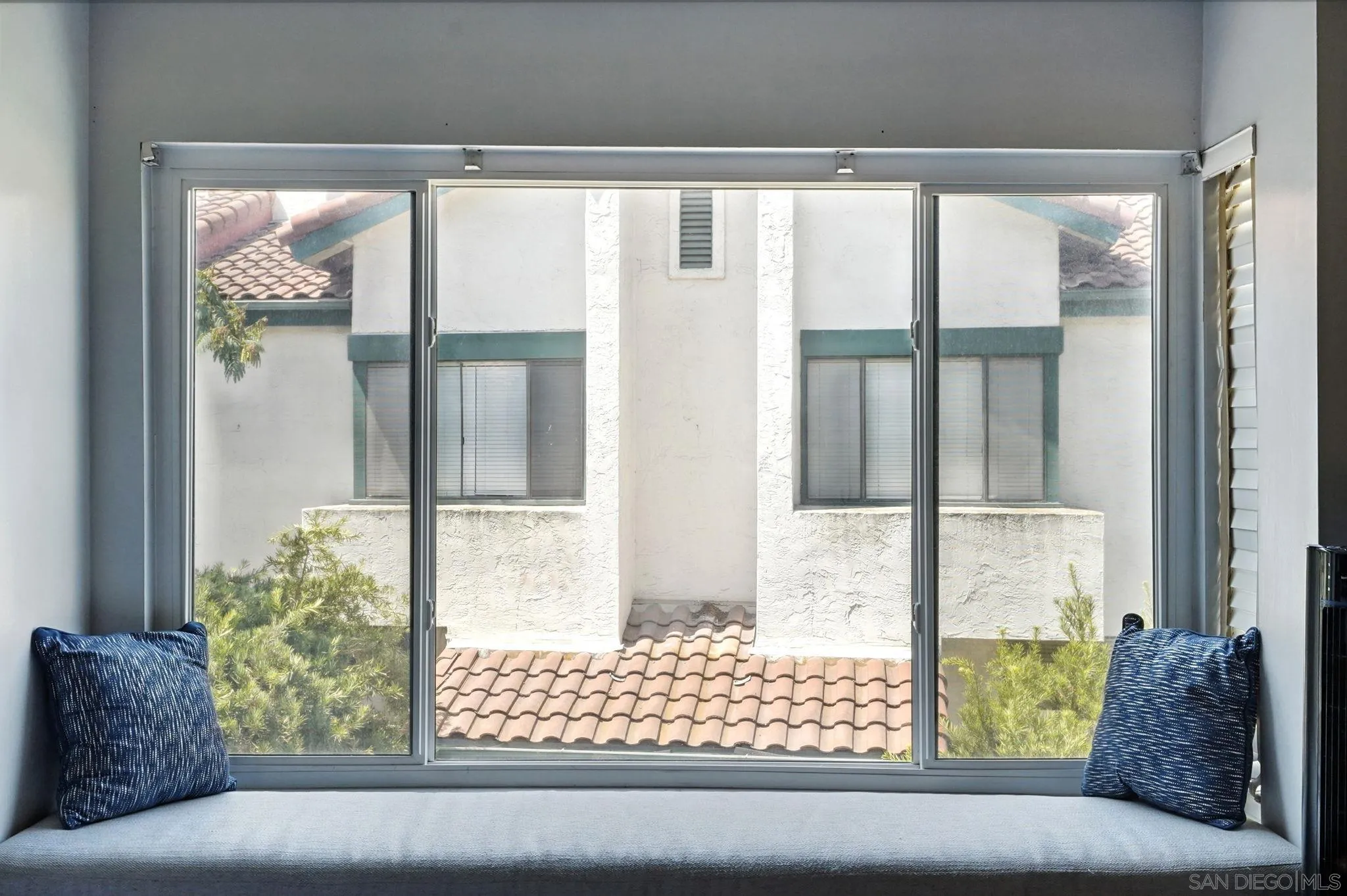 https://cdn.realtyfeed.com/cdn/127/250037456/31bae1af5ed5a2563a11a417fa6f1f5b.webp