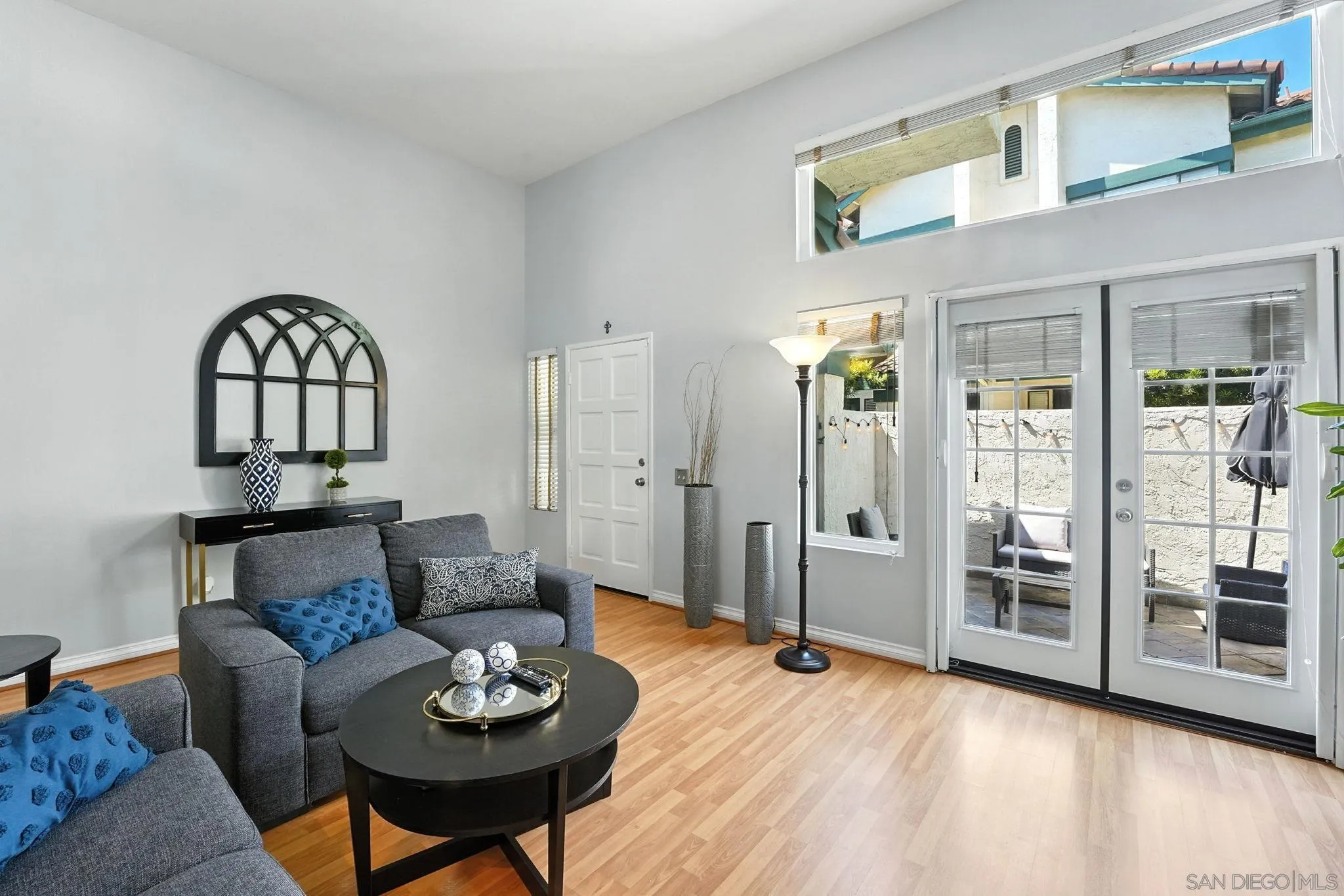 Photo #3: 250037456 Listing 