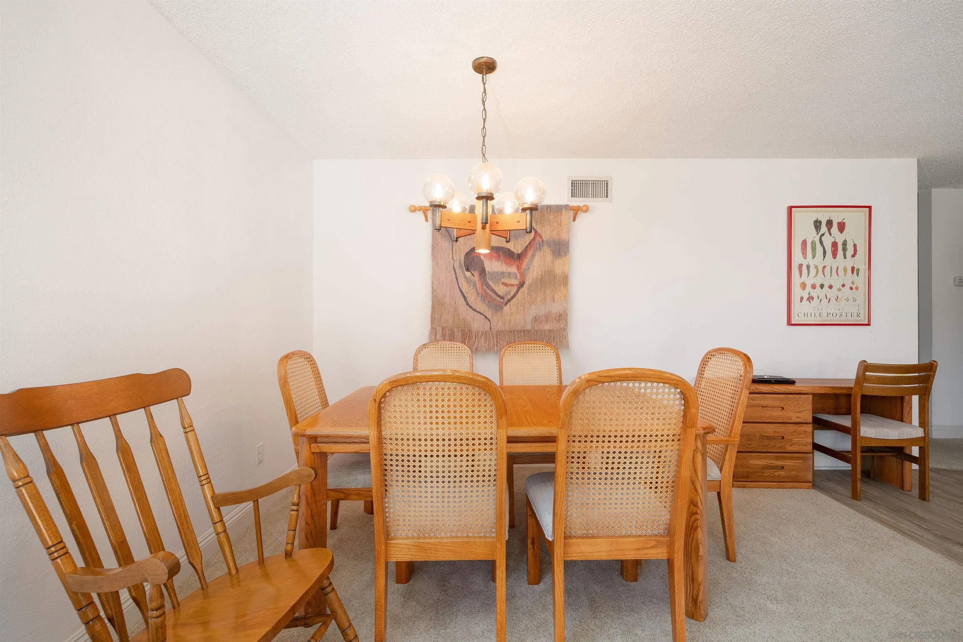 https://cdn.realtyfeed.com/cdn/127/250037459/763a6de582fd9549a98b853f3d455675.webp