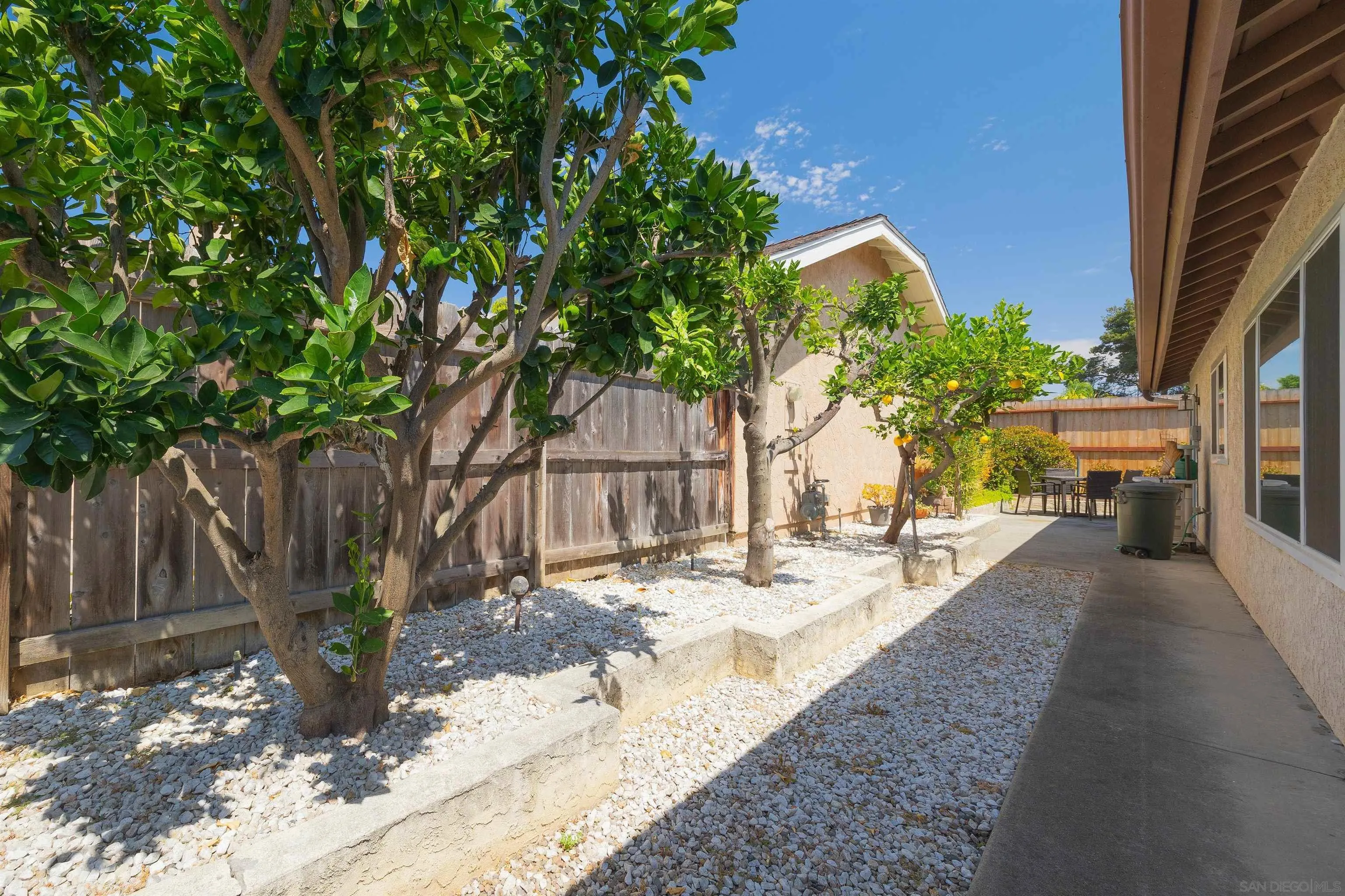https://cdn.realtyfeed.com/cdn/127/250037459/ba7bb76676203a91e7ac5cc687b67e21.webp