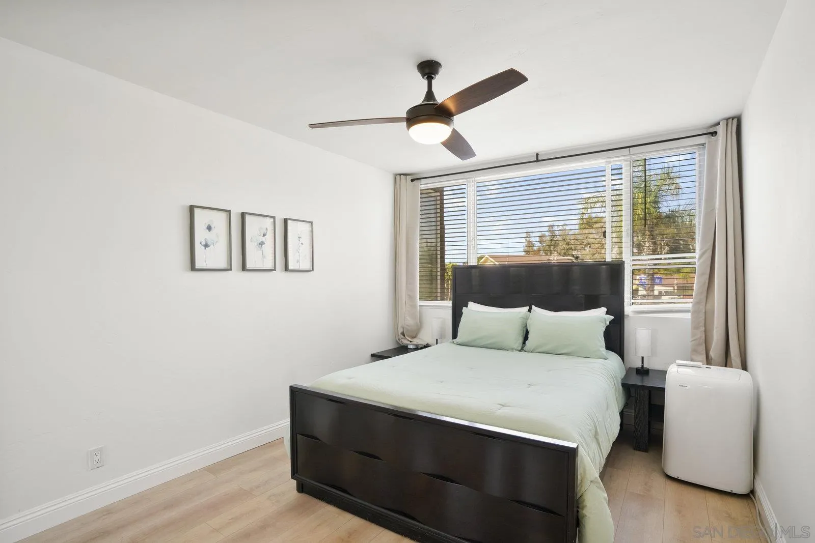 https://cdn.realtyfeed.com/cdn/127/250037460/1f68683b0b6136289f1f3737e2b8f851.webp
