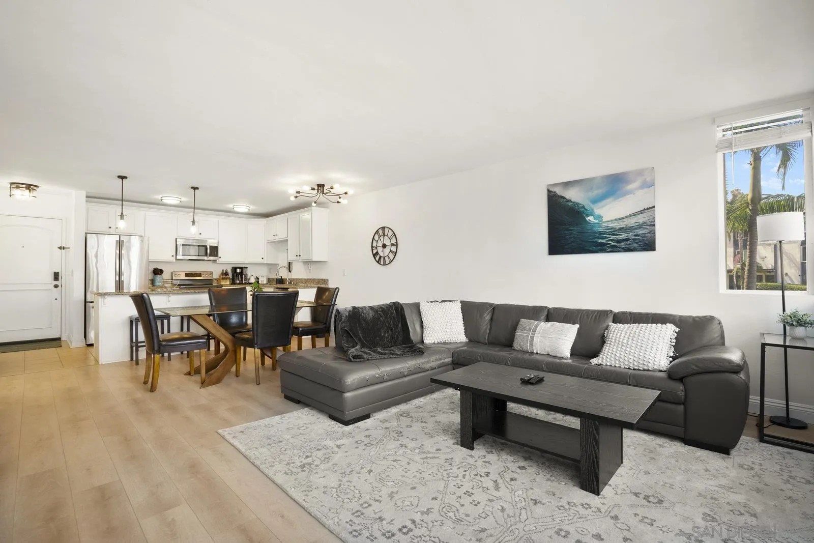 https://cdn.realtyfeed.com/cdn/127/250037460/cde4623202d6c675d86bc6522834b30e.webp