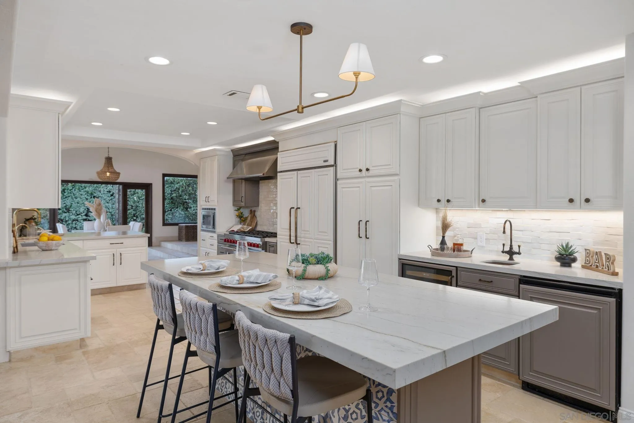 https://cdn.realtyfeed.com/cdn/127/250037470/66e3d2027b3dfe09fb0ecc2d663d2b94.webp