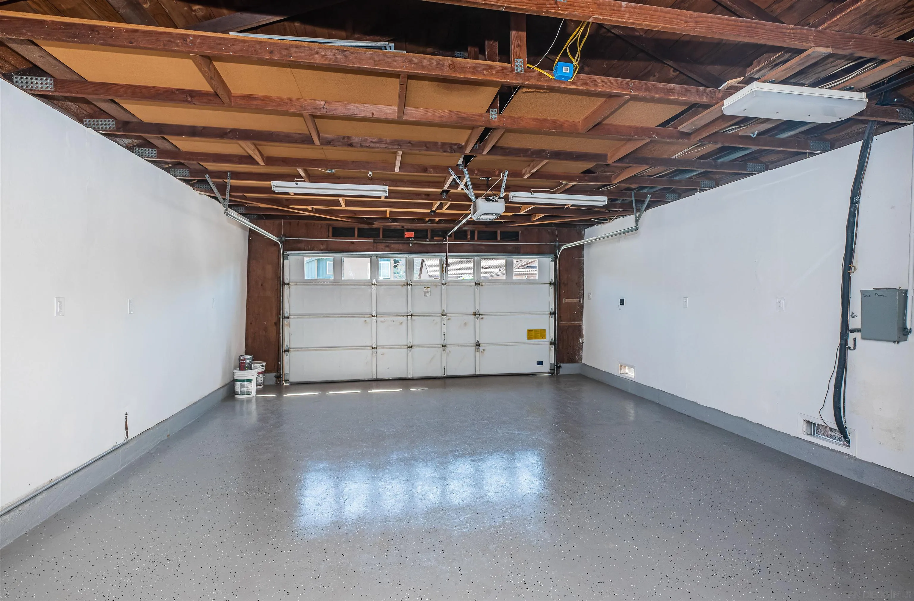 https://cdn.realtyfeed.com/cdn/127/250037471/3fed477247de8300e6714084eaed744b.webp