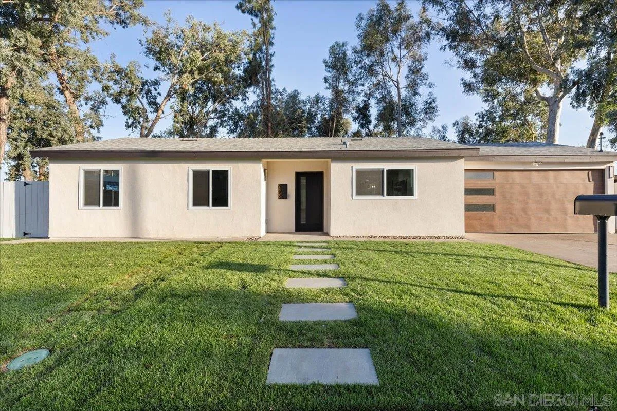 https://cdn.realtyfeed.com/cdn/127/250037475/e3ddabaaa06ede7a17962ffa7f271e81.webp