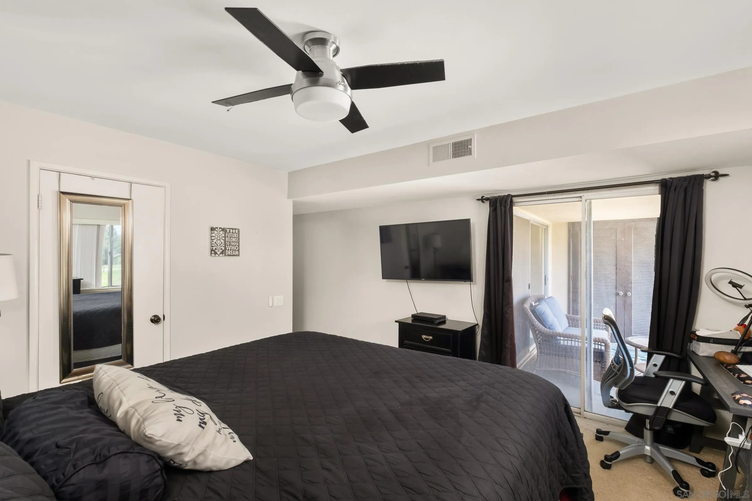 https://cdn.realtyfeed.com/cdn/127/250037483/600ed0481682ec6a5ad6c5b72299c4dc.webp