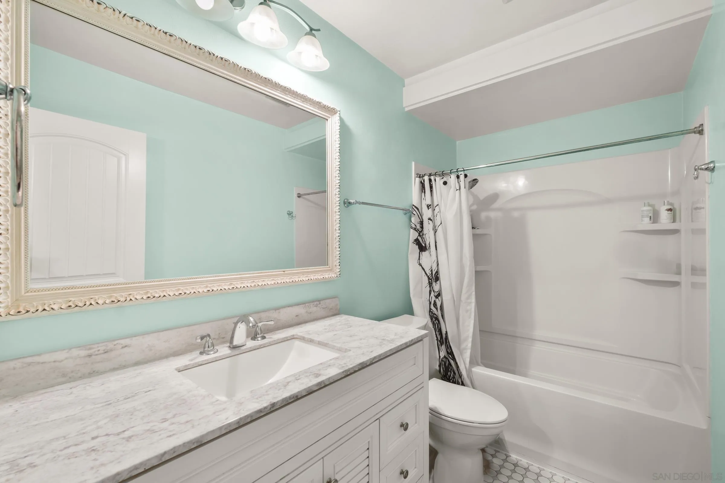https://cdn.realtyfeed.com/cdn/127/250037483/69e5246fc6d56191b02ad874c1001623.webp