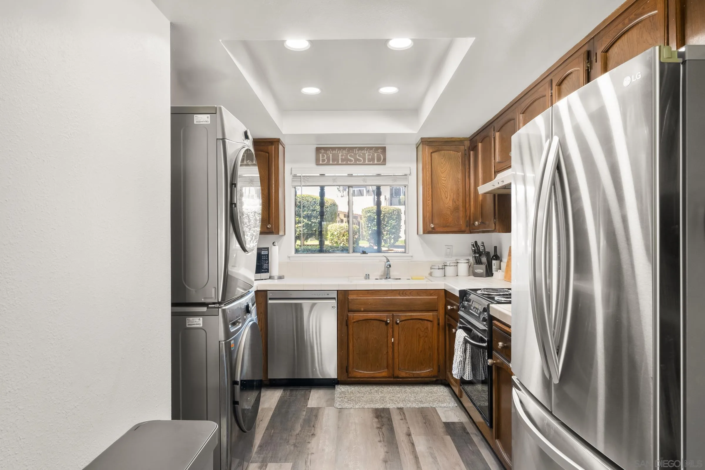 https://cdn.realtyfeed.com/cdn/127/250037483/827c6cf6cbd9070b06bf5a9b661fb5cd.webp