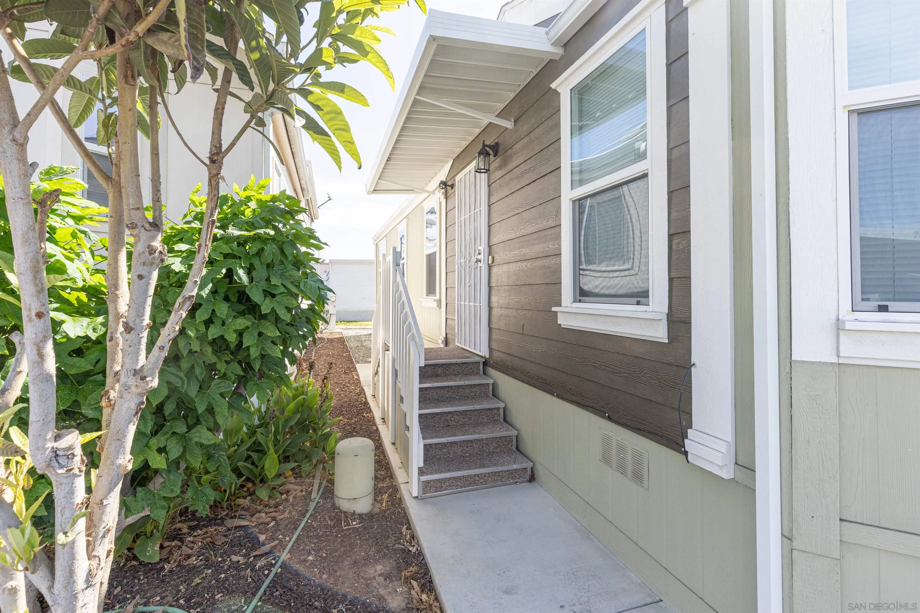 https://cdn.realtyfeed.com/cdn/127/250037491/6f7e23f6fa246a30c94cbe83c9c5ac02.webp