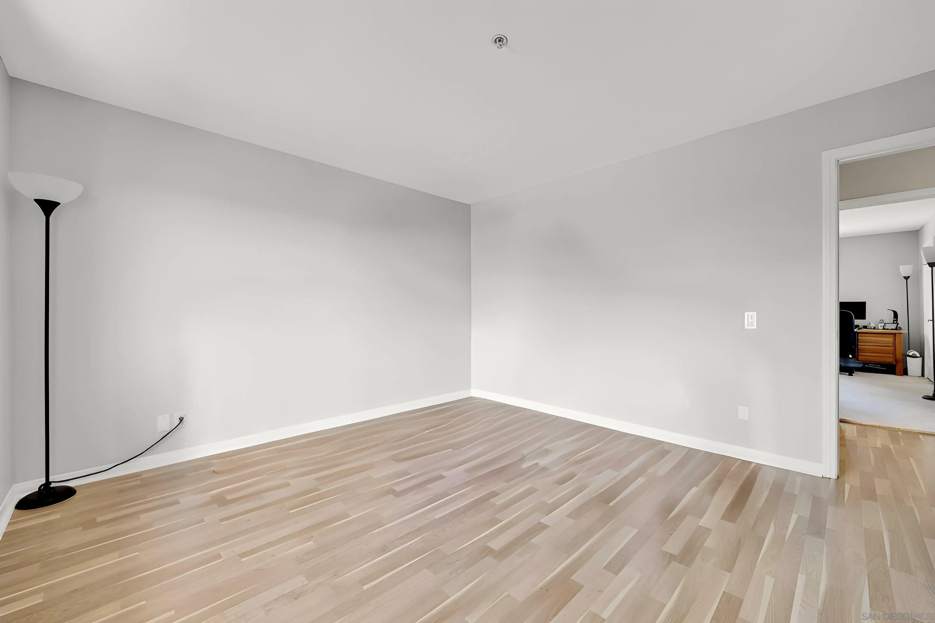 https://cdn.realtyfeed.com/cdn/127/250037492/abc3d71057dd623cf1176cac8a9651d5.webp