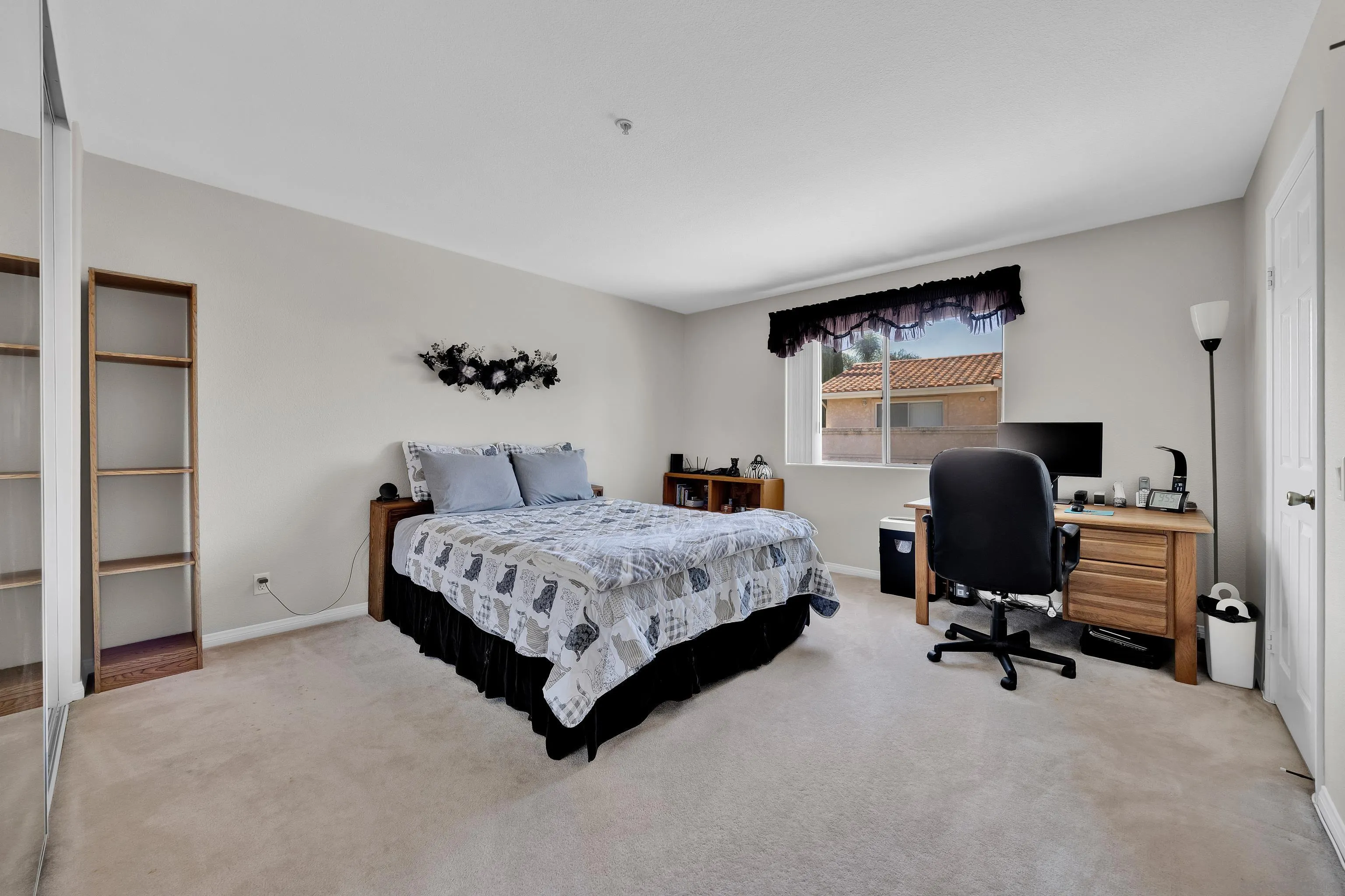 https://cdn.realtyfeed.com/cdn/127/250037492/bd79dedccee0a5e7f6bed4bf2a095bf7.webp