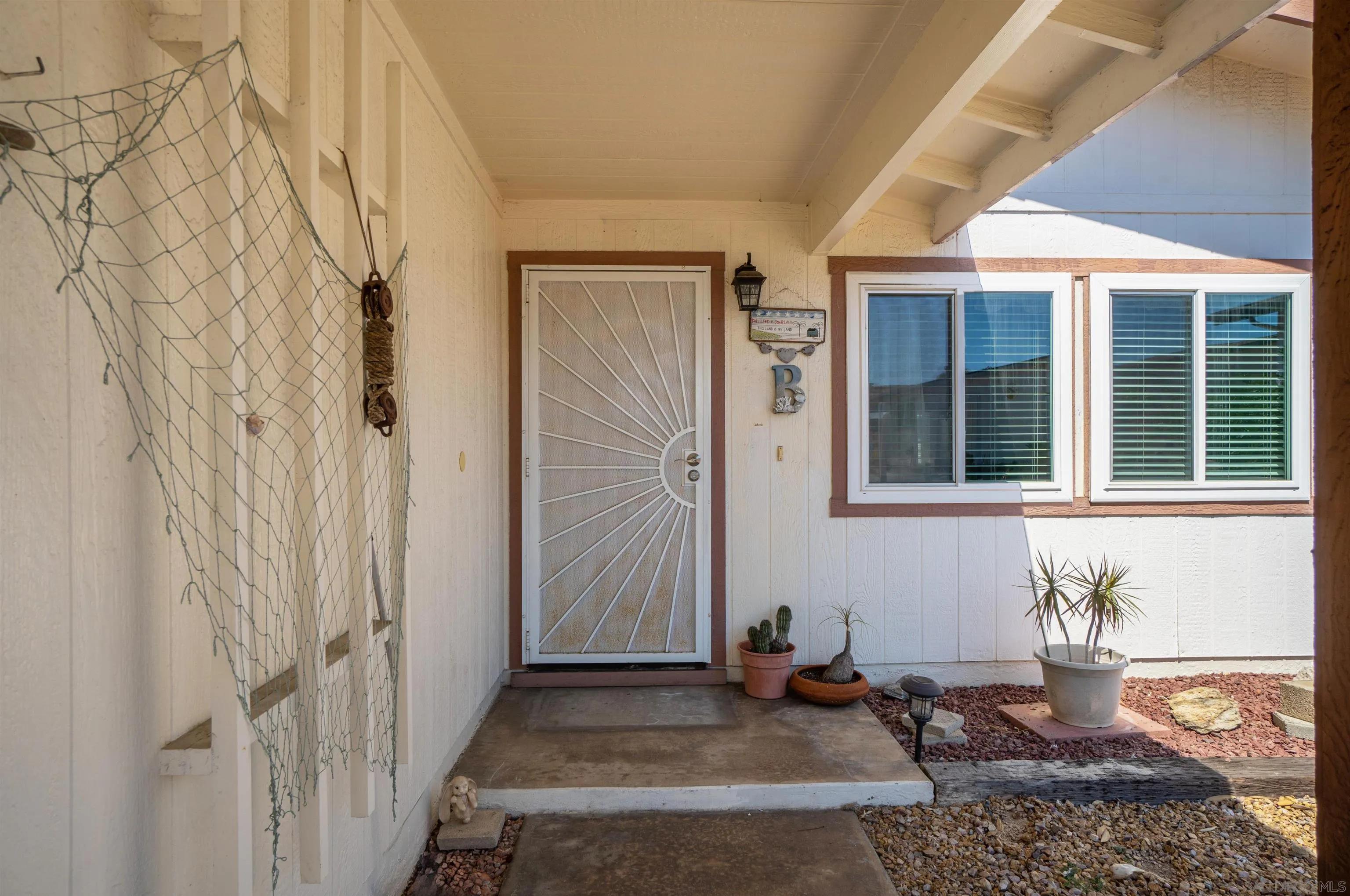 https://cdn.realtyfeed.com/cdn/127/250037495/29097d3ff0496b1a3405ffad64a58d71.webp