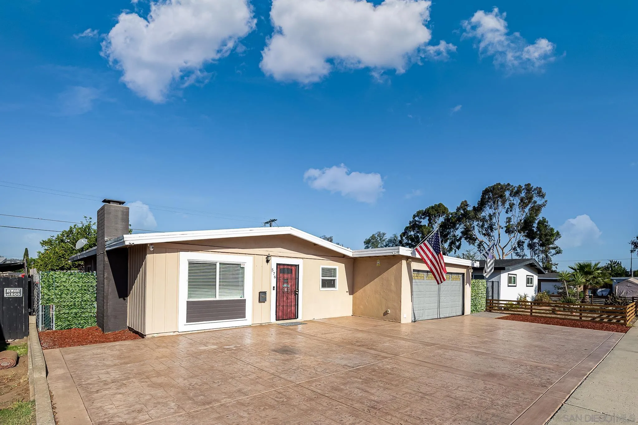 https://cdn.realtyfeed.com/cdn/127/250037497/71dbb59eb4f4c8131f1657dd8cd491ef.webp