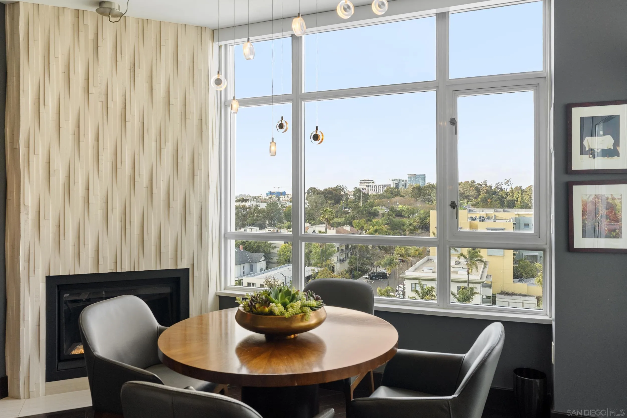 https://cdn.realtyfeed.com/cdn/127/250037500/1cf43de620530ddb8811b4a293652765.webp
