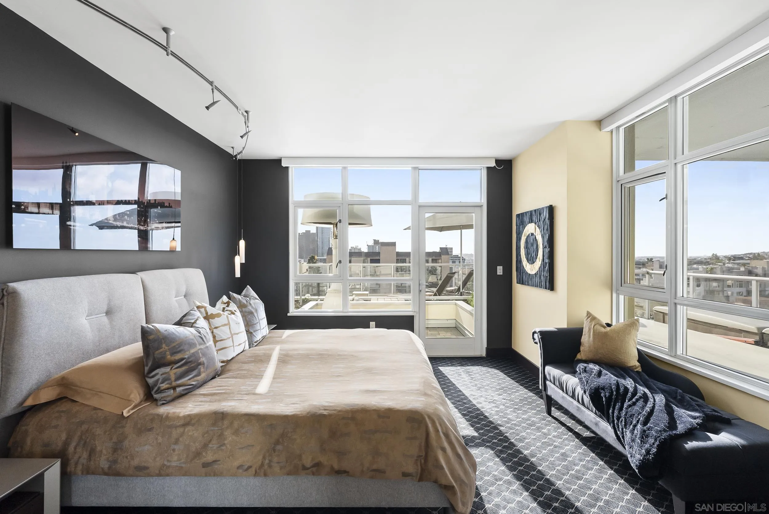 https://cdn.realtyfeed.com/cdn/127/250037500/22629a62caa1177792c1f312d3d23319.webp