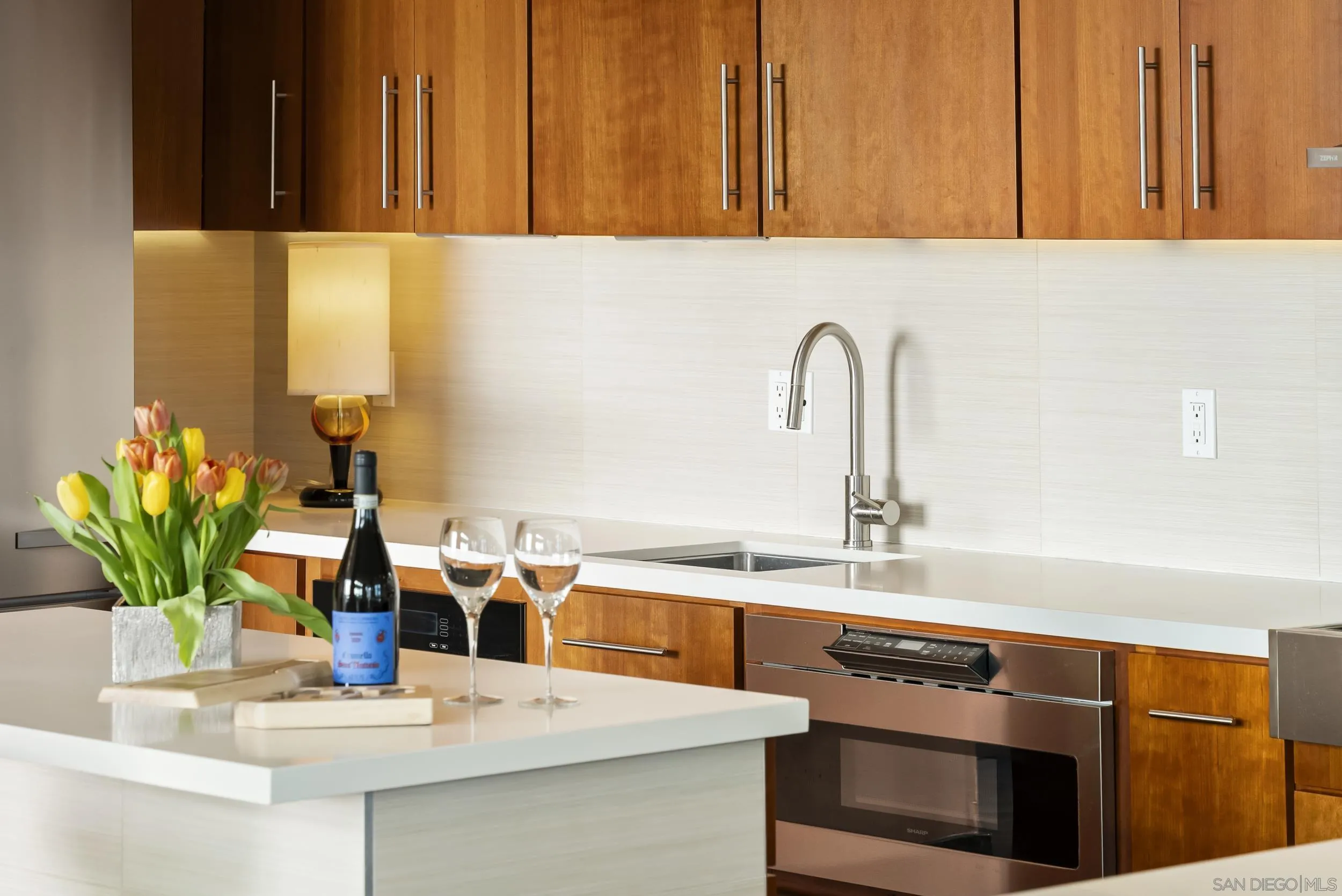 https://cdn.realtyfeed.com/cdn/127/250037500/3bed386419de1aca77cdf3d82c85c49f.webp