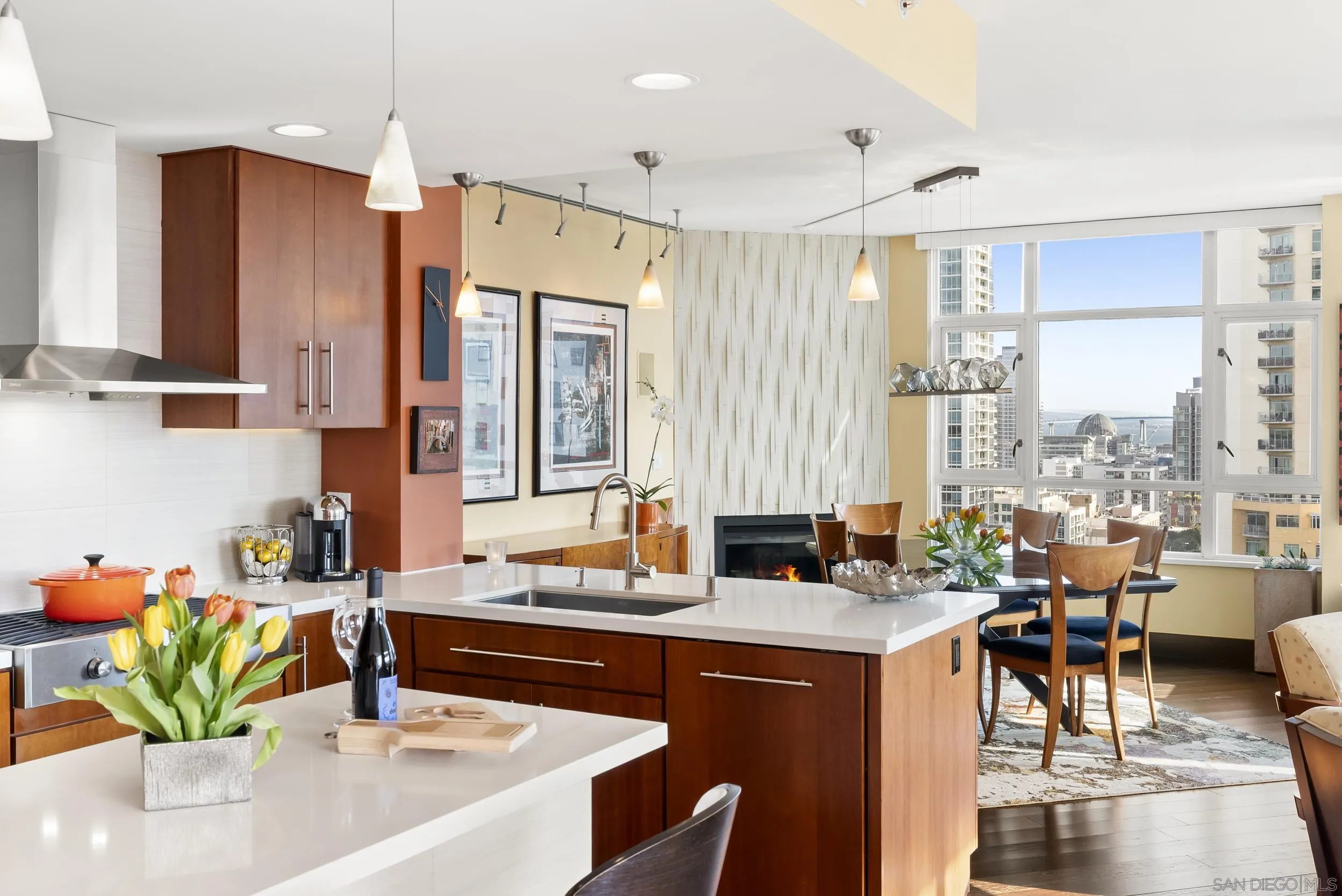 https://cdn.realtyfeed.com/cdn/127/250037500/41453cb7bebd56b57d266c3224343b33.webp