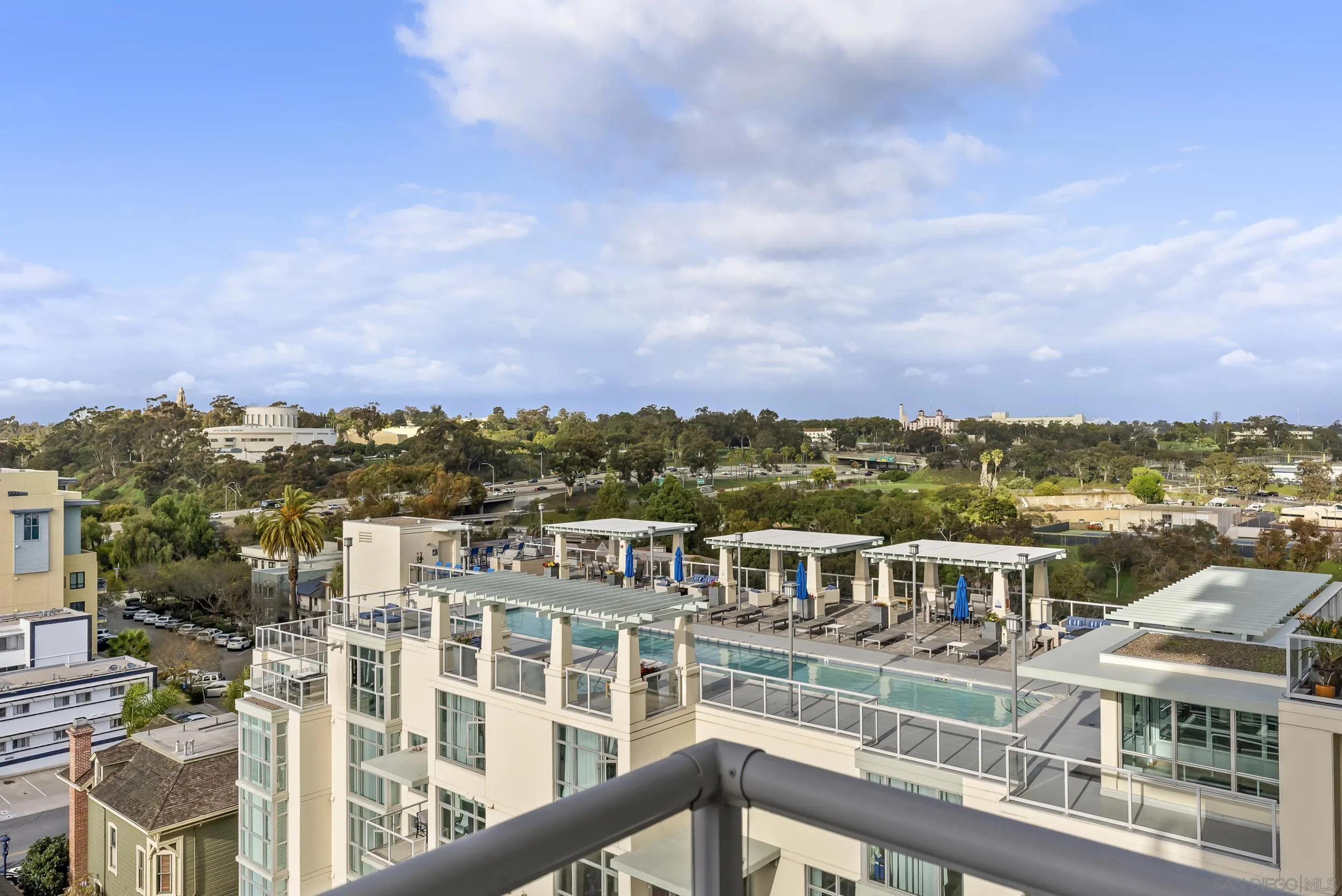 https://cdn.realtyfeed.com/cdn/127/250037500/6e75112a896cbf7a41661a8273d64ec7.webp