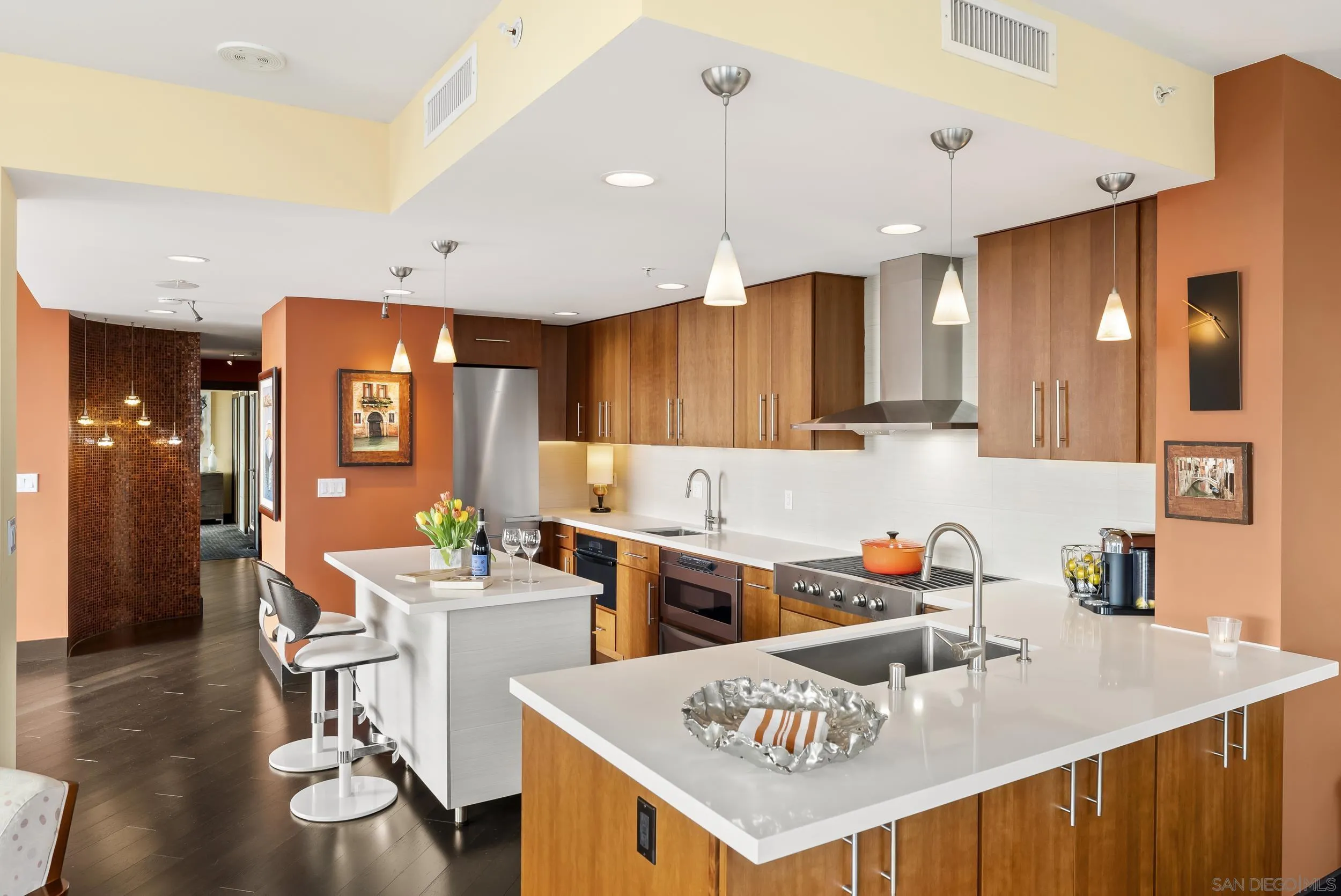 https://cdn.realtyfeed.com/cdn/127/250037500/6e8036d0d08addf1da815d5595695268.webp