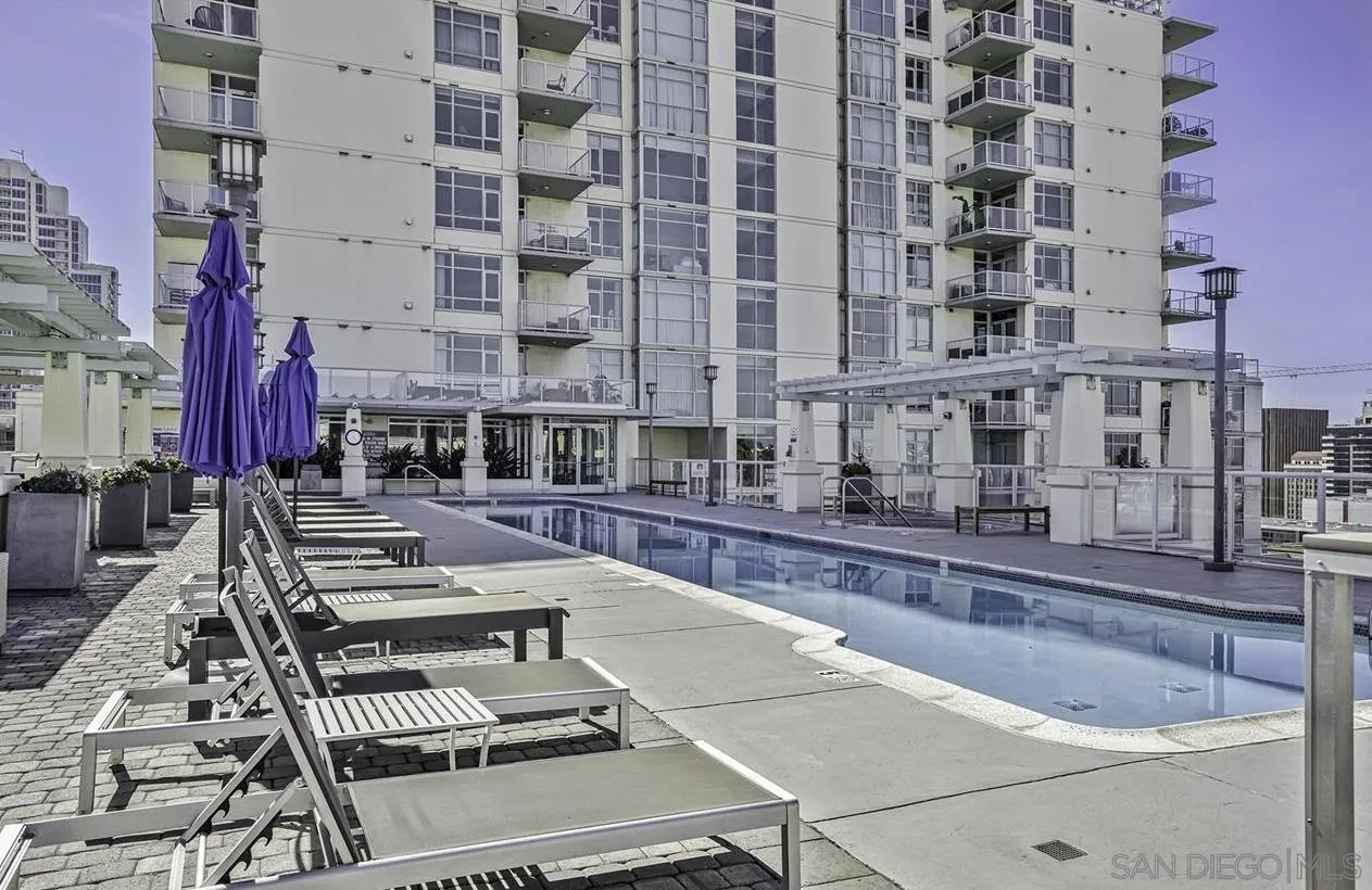 https://cdn.realtyfeed.com/cdn/127/250037500/825dce562c274def166003187046aa64.webp