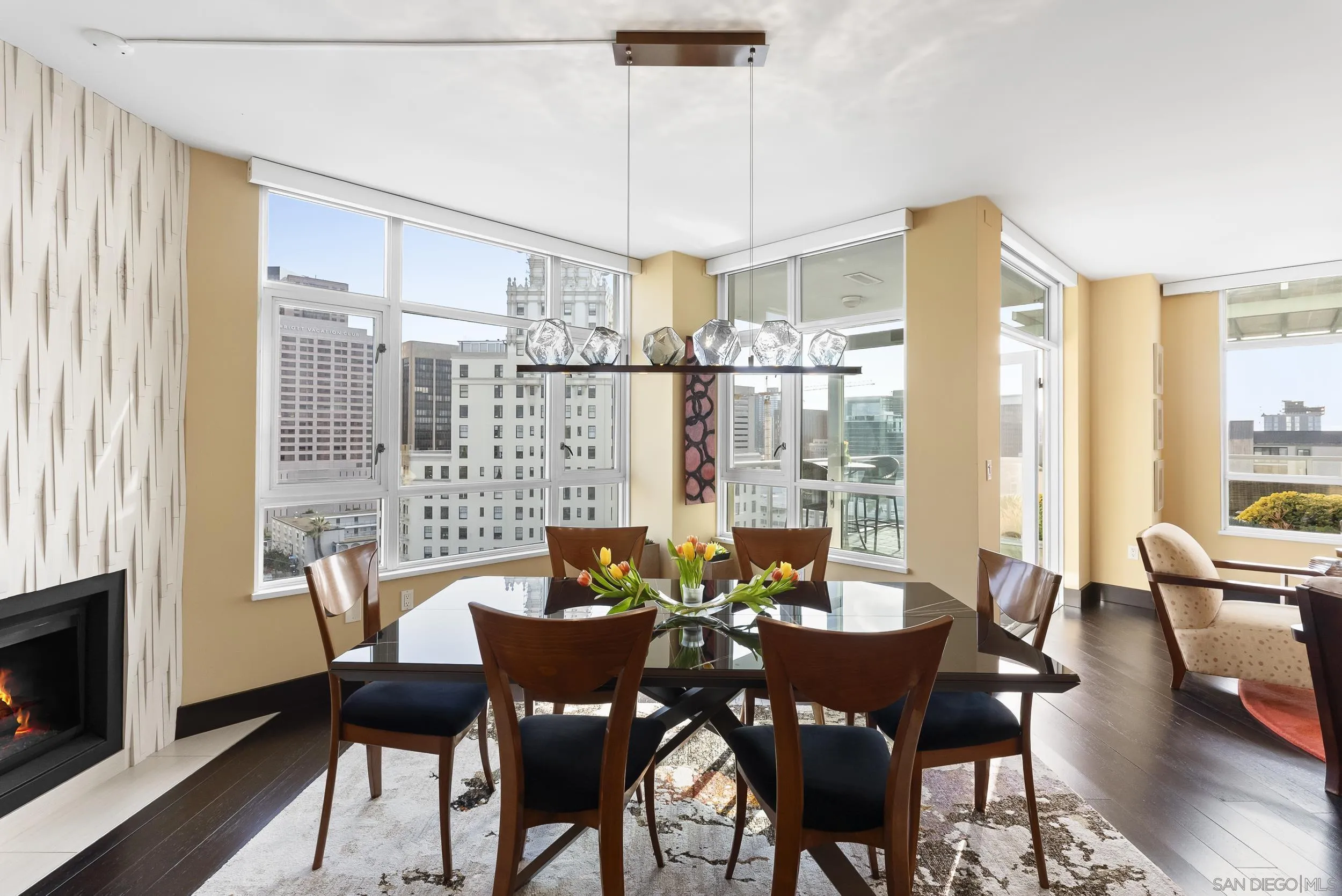 https://cdn.realtyfeed.com/cdn/127/250037500/de592a5e88e34393b01f1e7050f23db6.webp