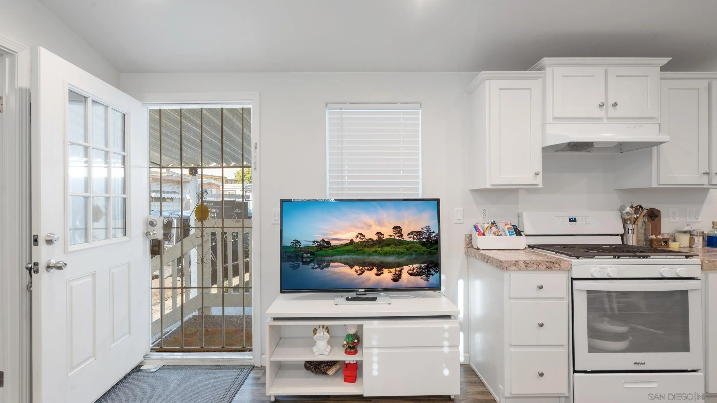 https://cdn.realtyfeed.com/cdn/127/250037506/8f63be202f67d9ba7a6e09e3b6f04a78.webp