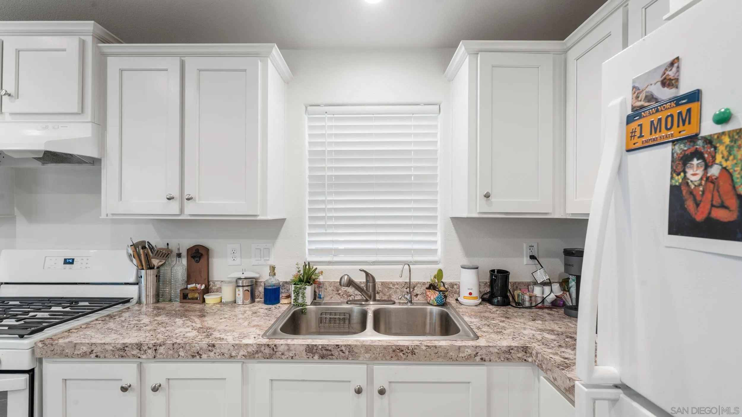 https://cdn.realtyfeed.com/cdn/127/250037506/fcfed76e4e91cc0d25cfa6e8d40cada0.webp