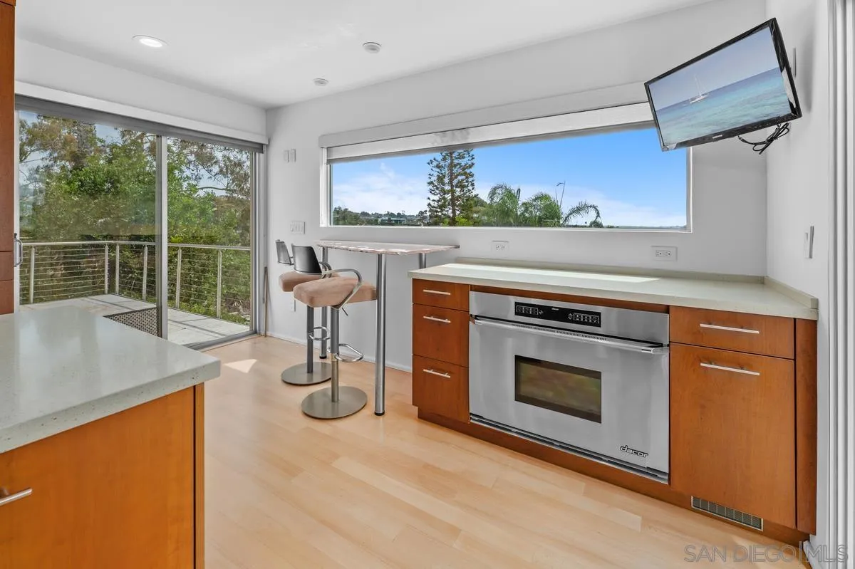 https://cdn.realtyfeed.com/cdn/127/250037507/39093b324d4304c6db38f1ef45971807.webp