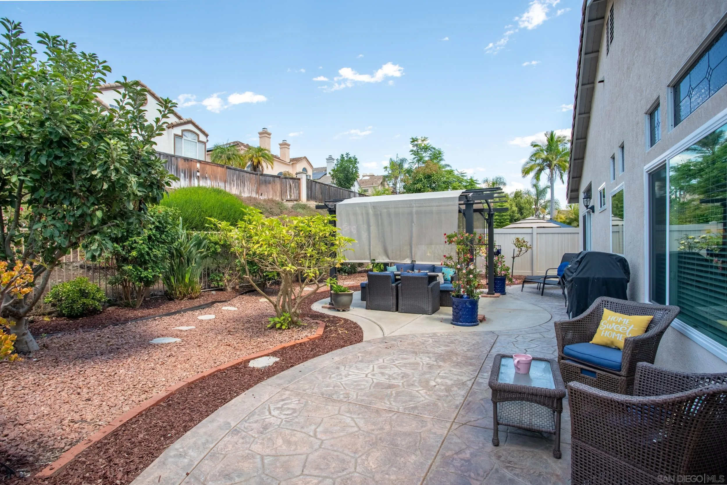 https://cdn.realtyfeed.com/cdn/127/250037508/2bb8bd36e6e2b4053948e8c68e90f8ce.webp