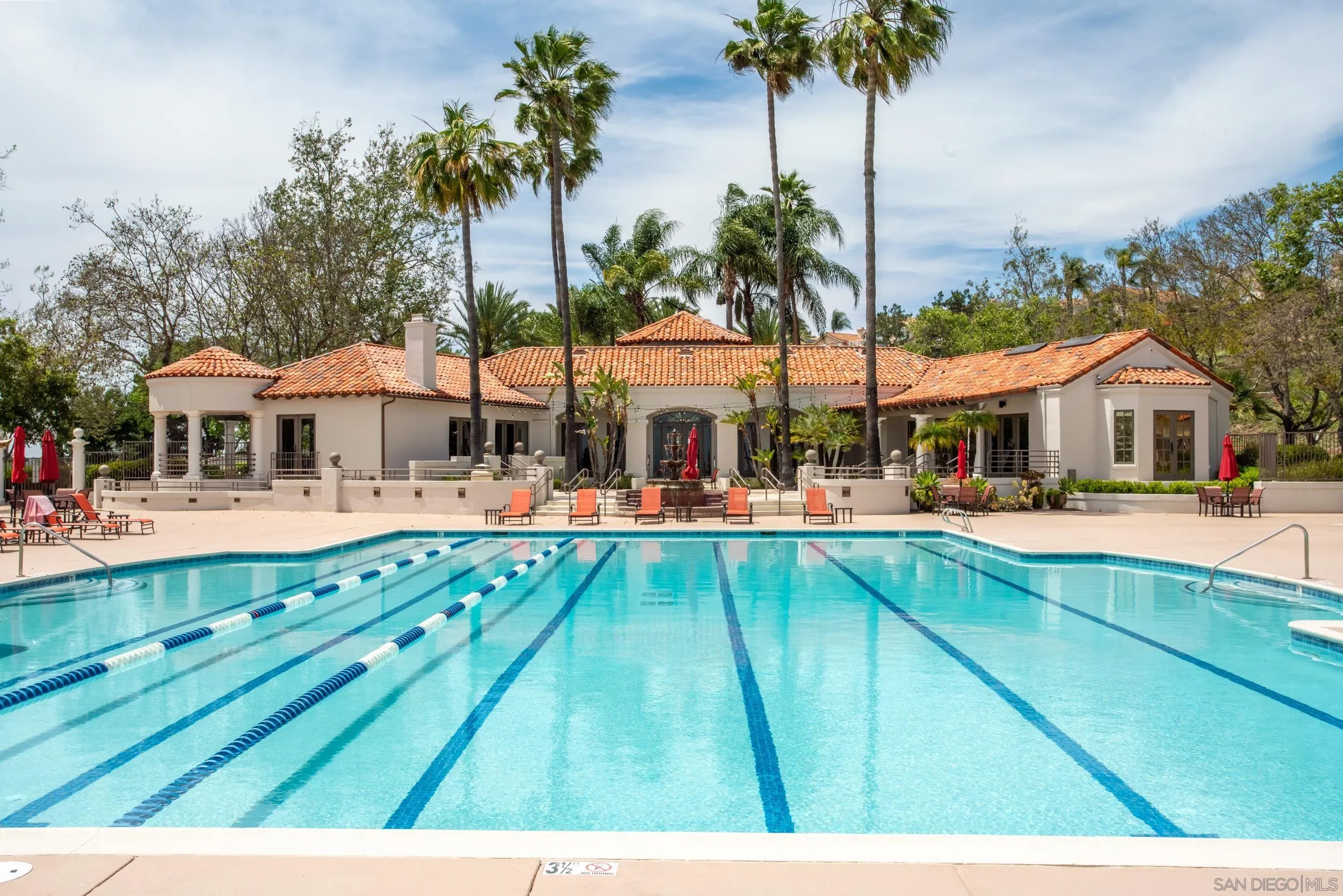 https://cdn.realtyfeed.com/cdn/127/250037508/2cf98a2028401fee444a70e4d93e4990.webp