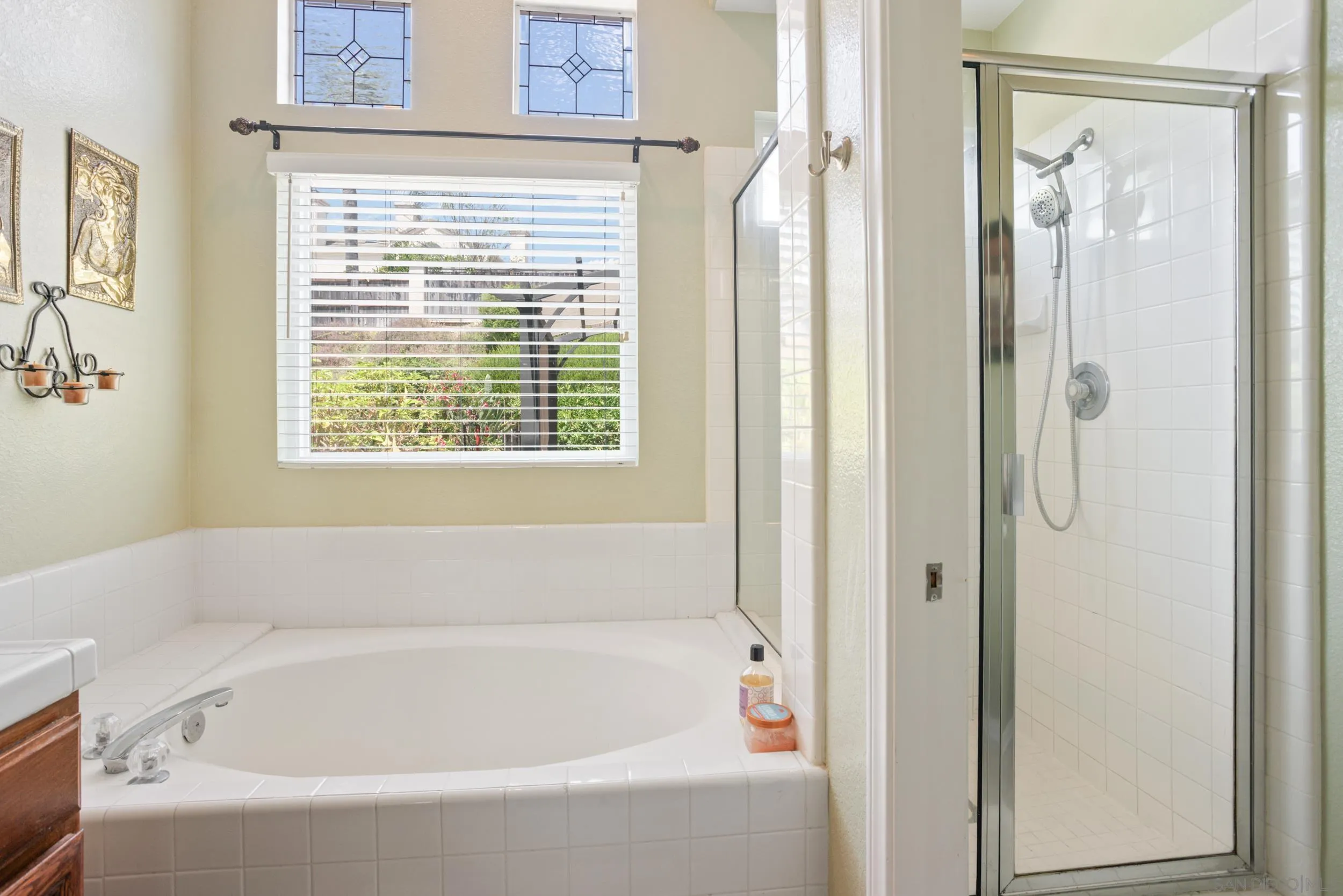 https://cdn.realtyfeed.com/cdn/127/250037508/7116d6c4770d927169ffd6afdaeaddfc.webp